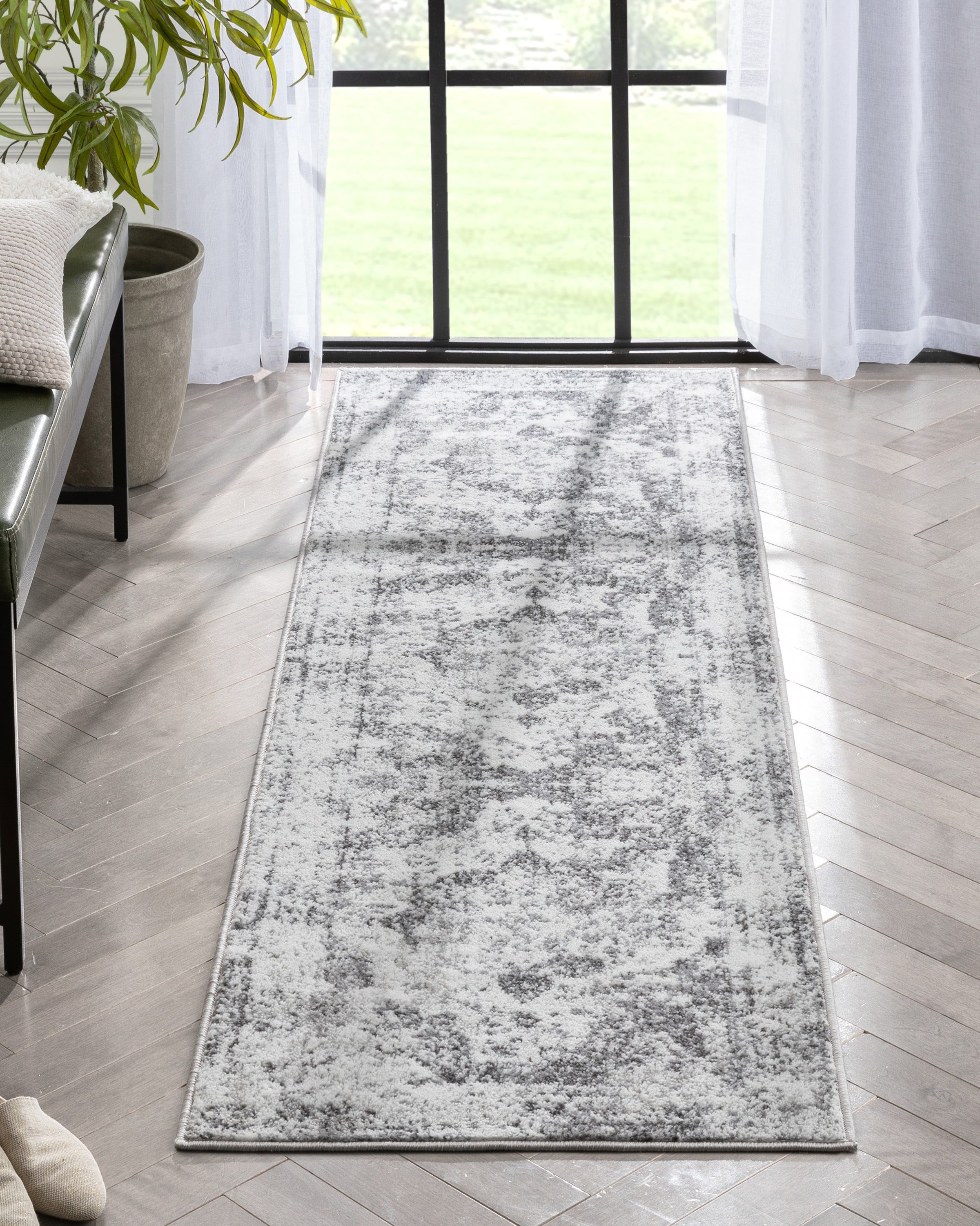 Well Woven ZAZ-22-2 Zazzle 2 x 8 (ft) Loomed Polypropylene Ivory Rectangular Indoor Floral/Botanical Vintage Runner rug
