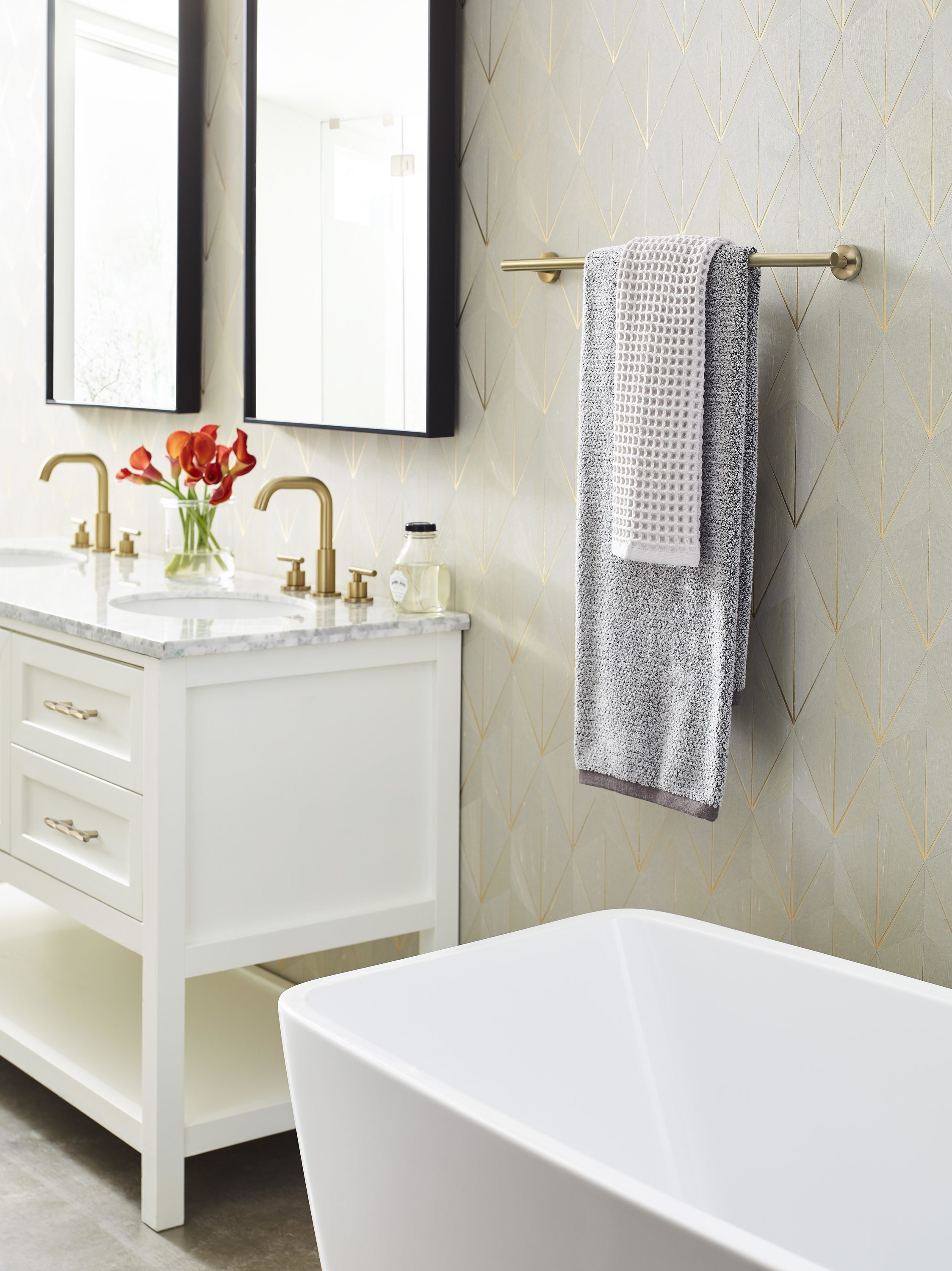 Amerock Arrondi 24 in Golden Champagne Wall Mount Single Towel Bar