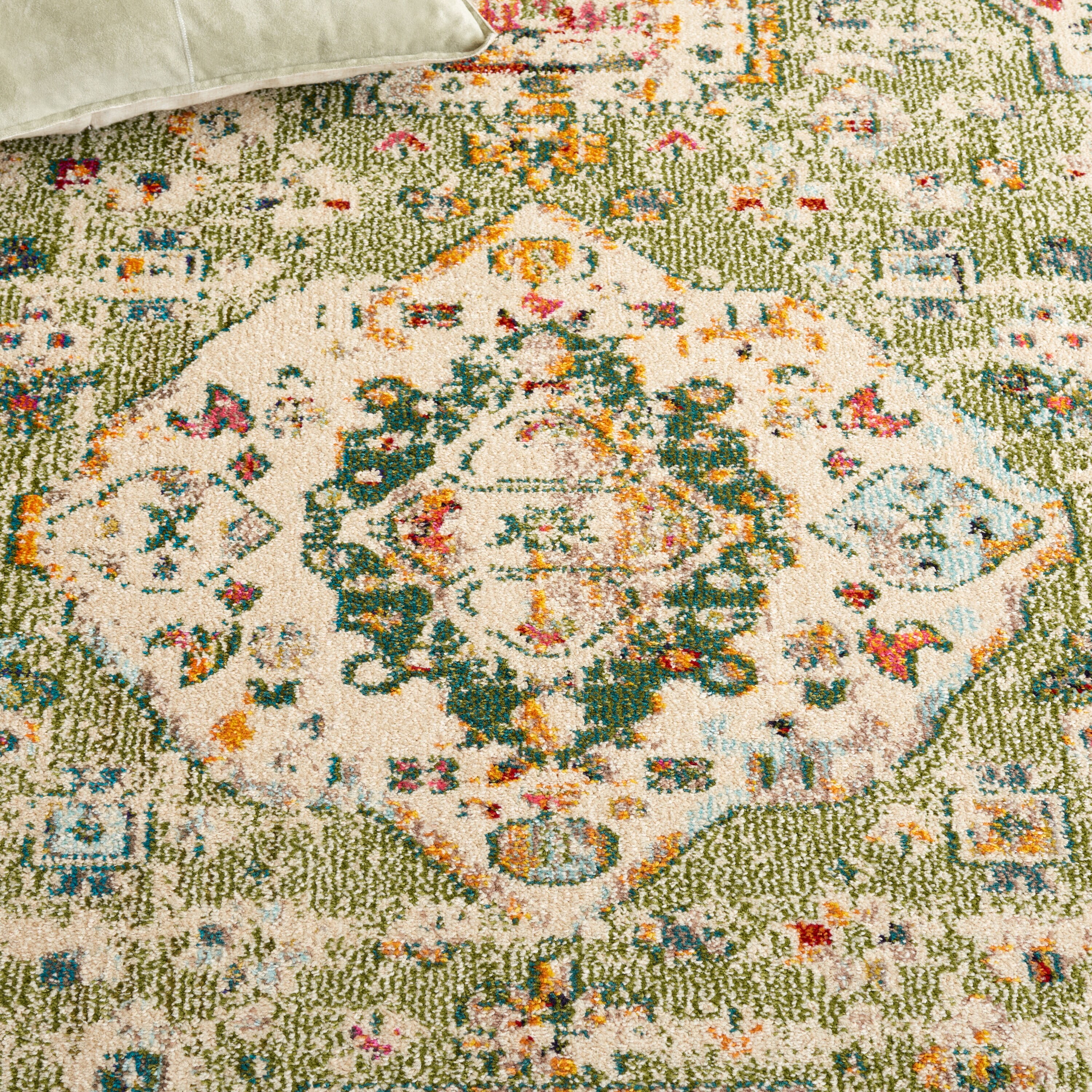 Safavieh MAD468W-6 rugs - View #5