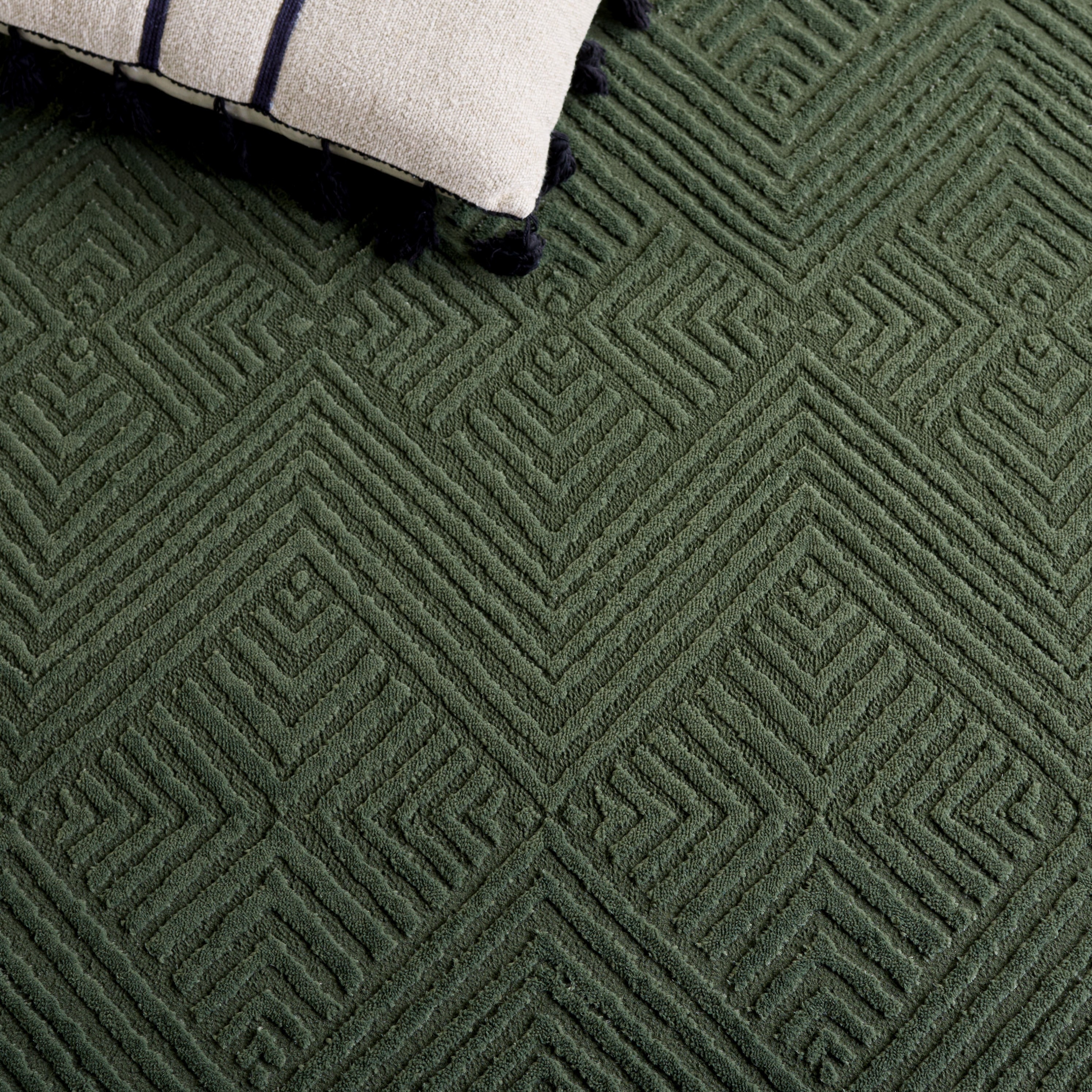 Safavieh REV116Y-210 rugs - View #4
