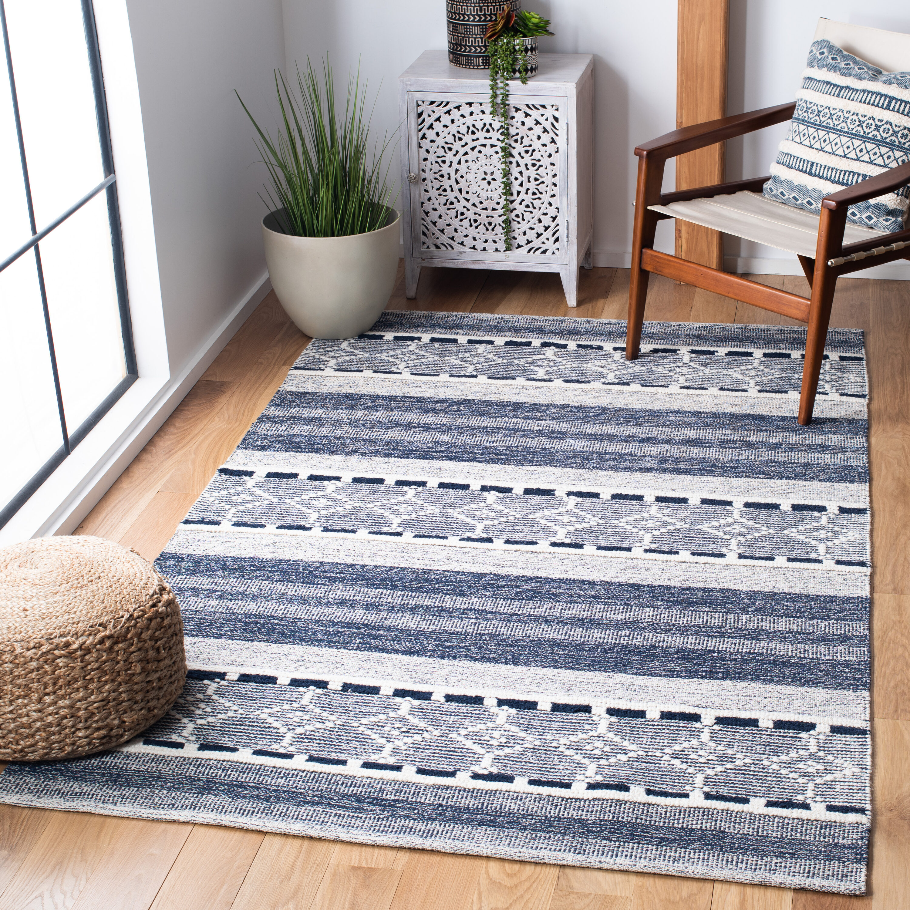  Striped Kilim 522 Navy/Ivory Bohemian 5ft x 8ft Medium Rectangle Rug