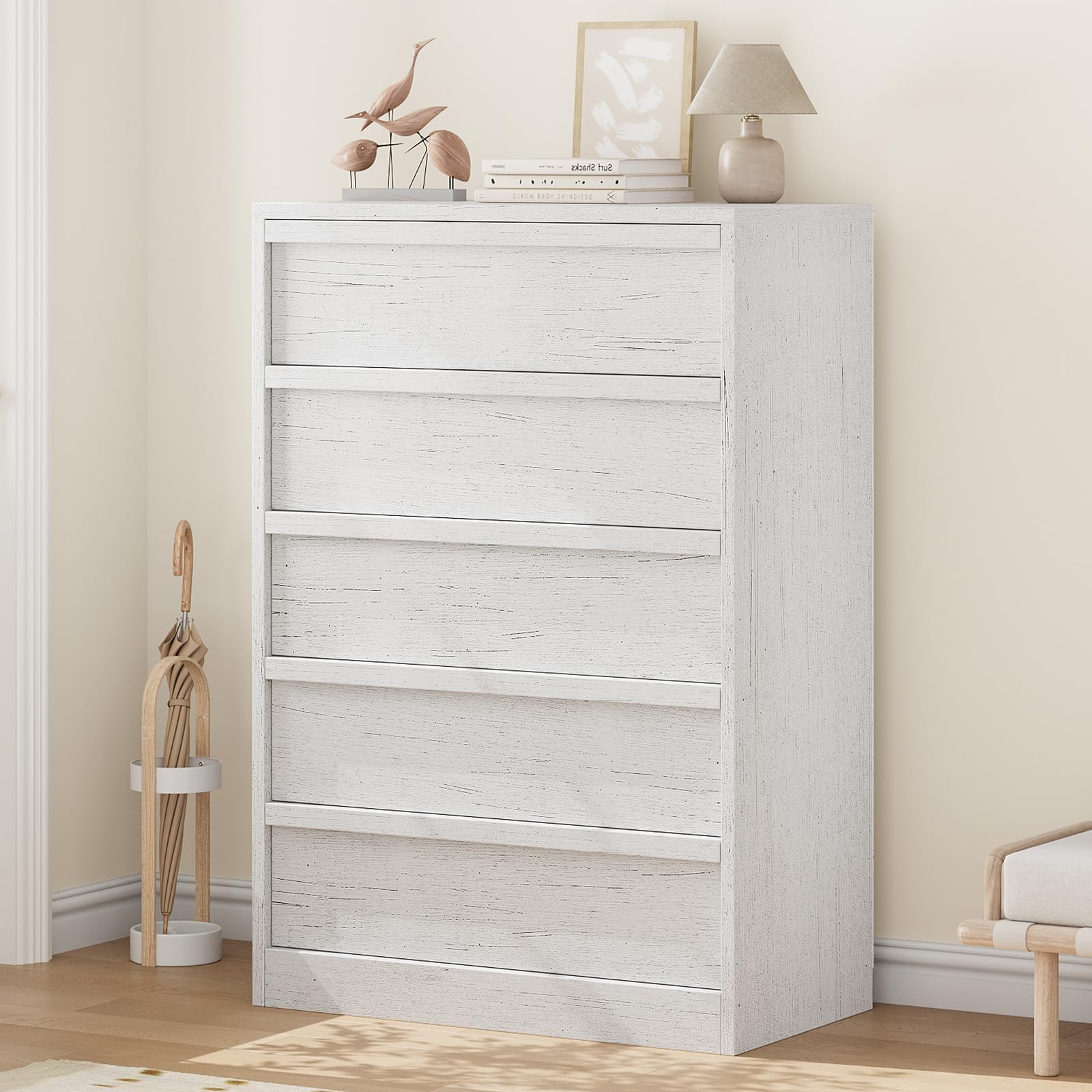 DEXSO 15.9 in D X 29.5 in W X 43.3 in H Antique White 5 Drawer Wooden Dresser