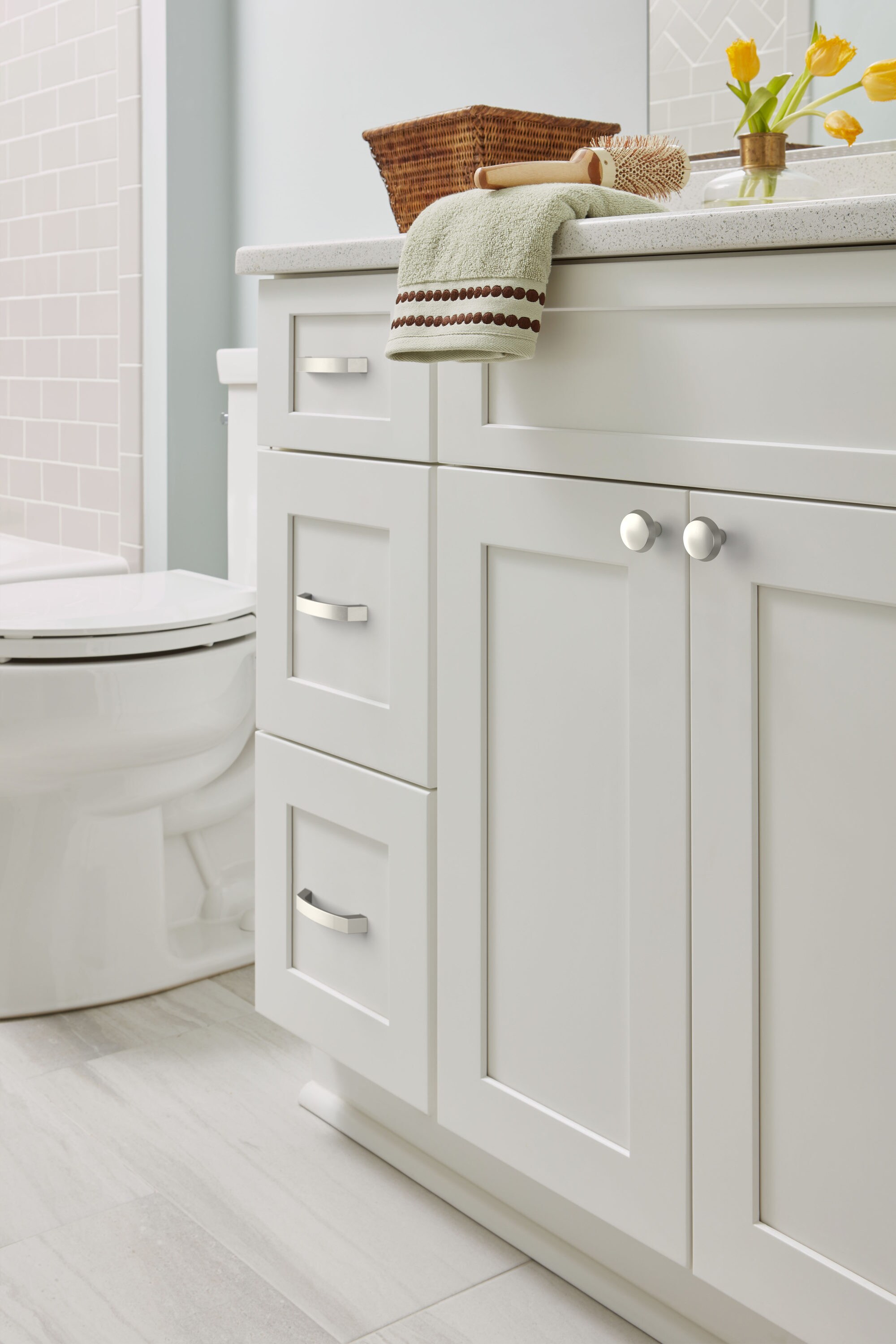 Brushed Nickel Modern Cabinet and Drawer Pull with Mounting Hardware