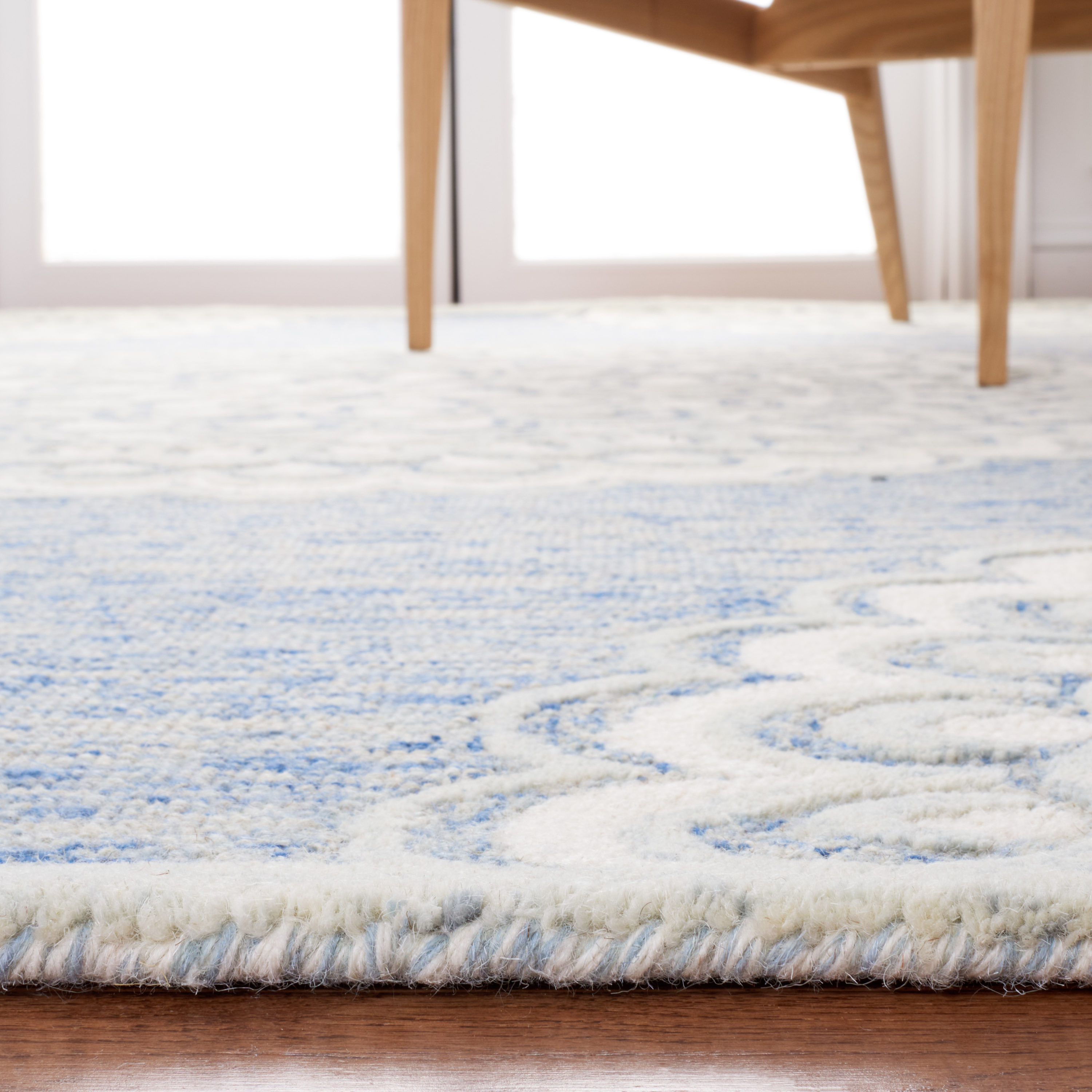 Safavieh MET901M-5 rugs - View #7