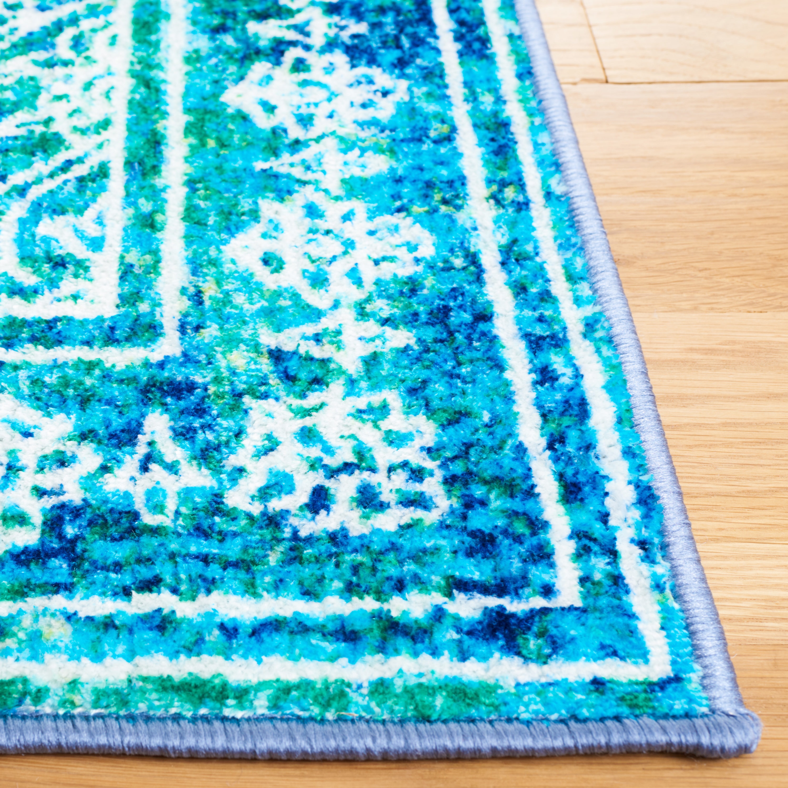 Safavieh BAH162M-7SQ rugs - View #3