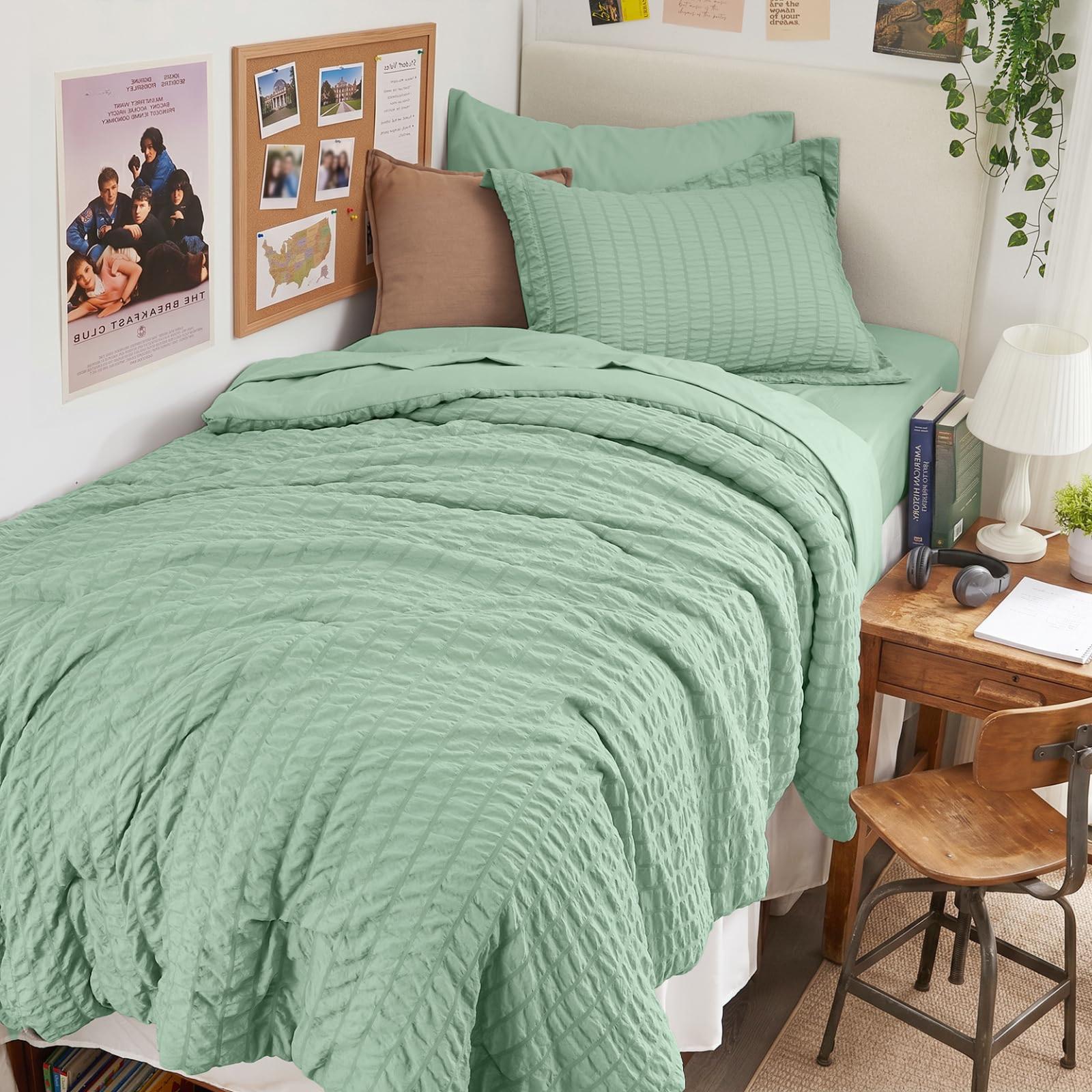 CovertSafe 5 Pieces Seersucker All Season Luxury Bedding Set with ...
