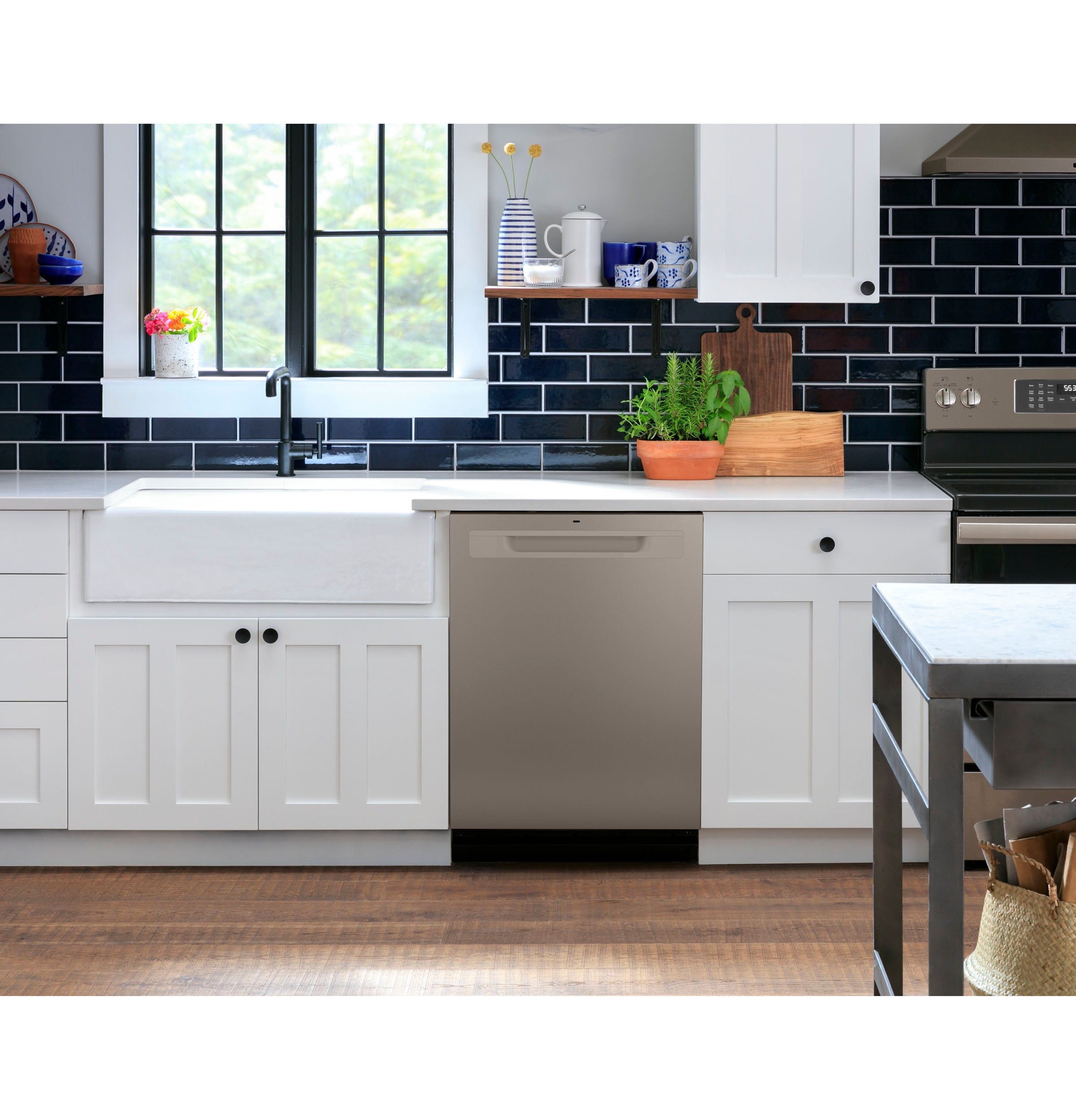 GE GDP630PMRES Builtin-Dish - View #6