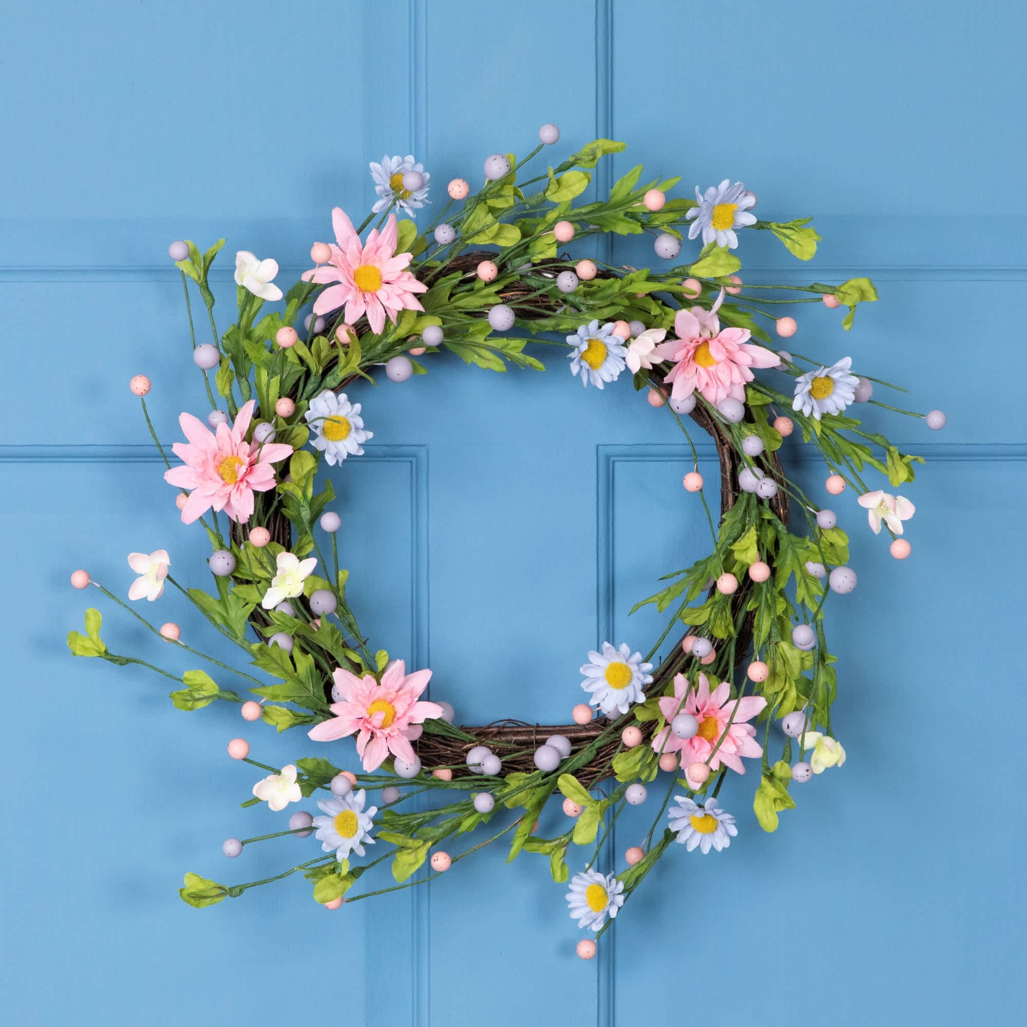 Northlight - Daisy Twig Artificial Floral Wreath Green and Pink 12-Inch