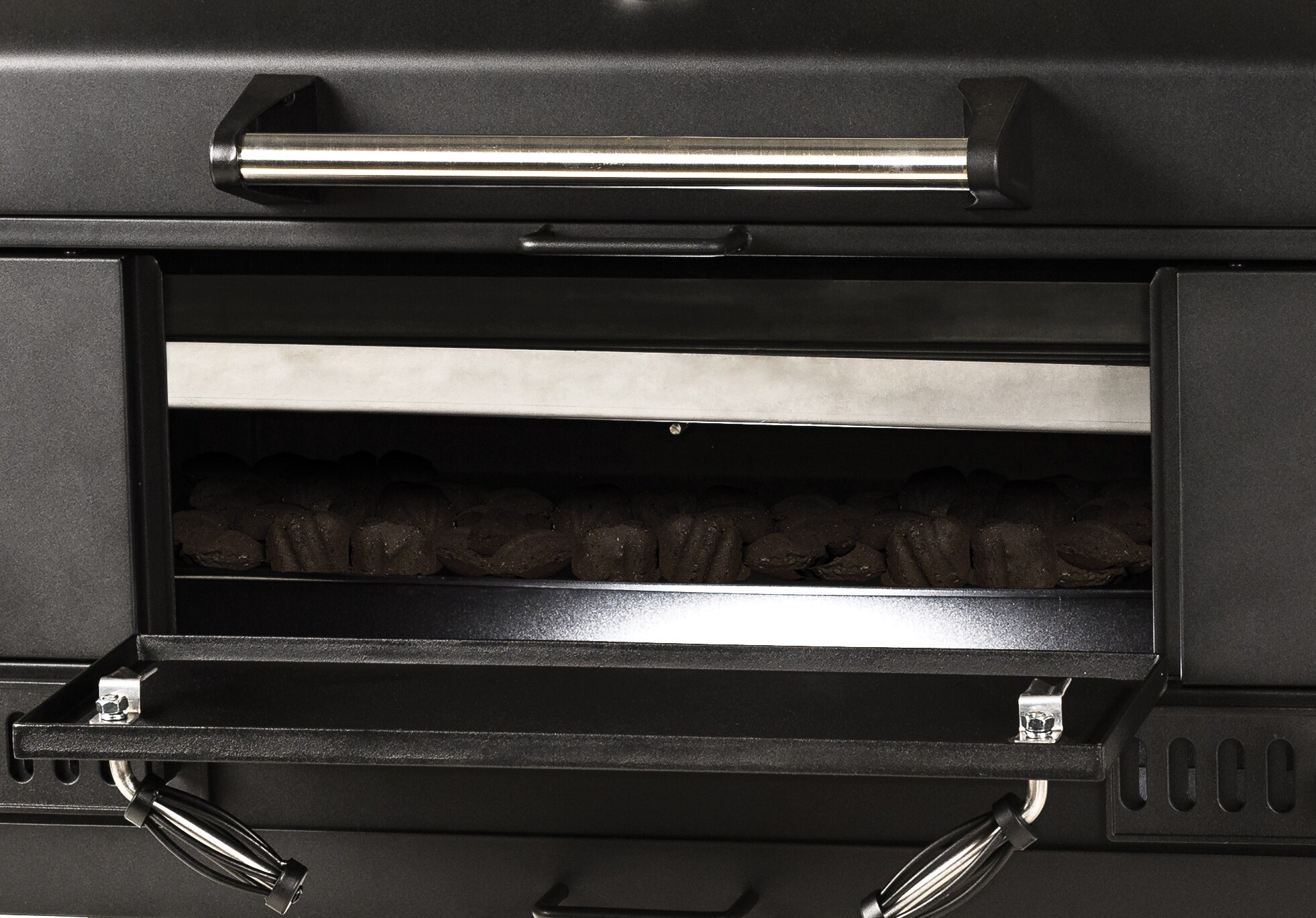 Masterbuilt MB20040819 Charcoal-Grills - View #6