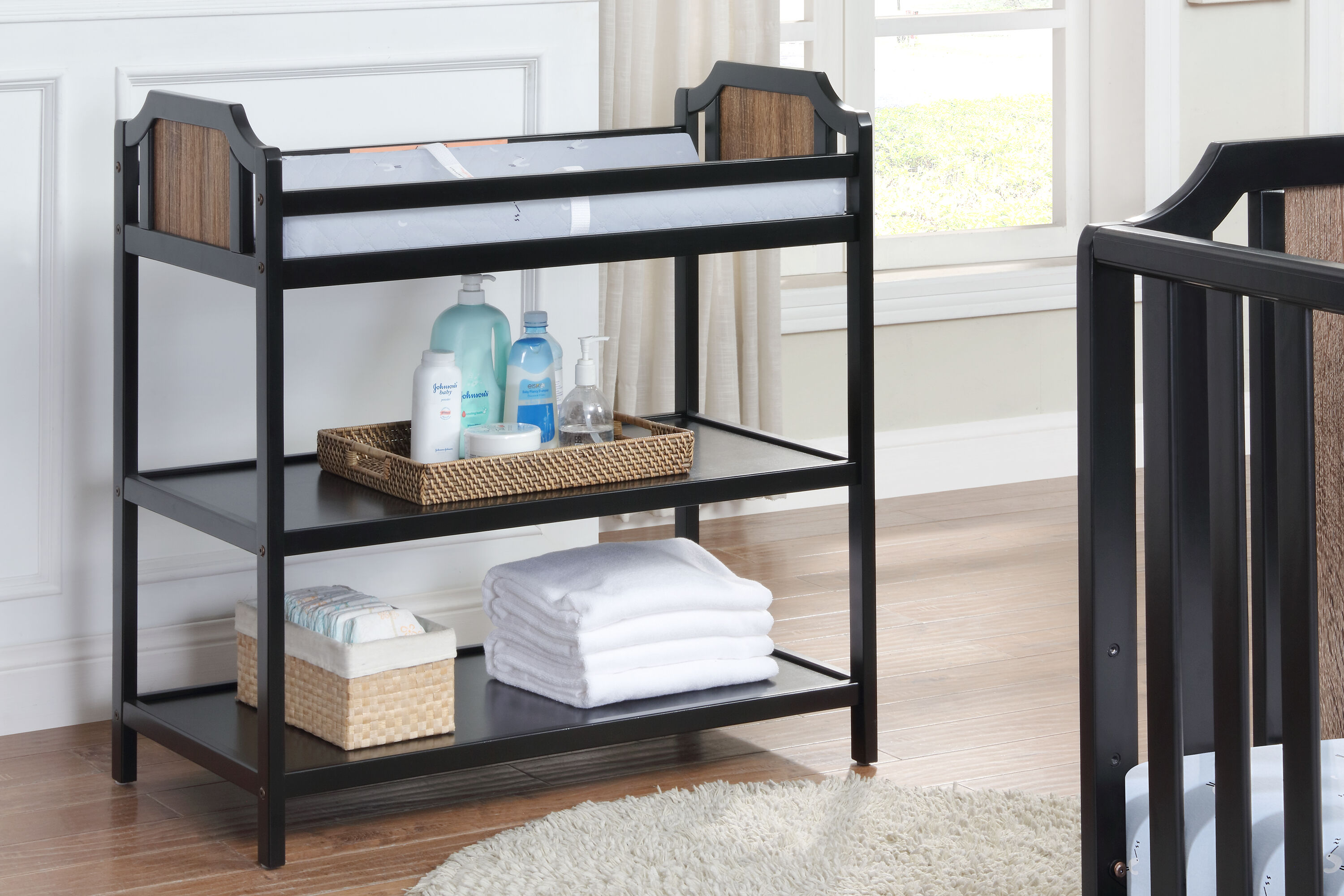 Changing Tables Color/Finish Family Black