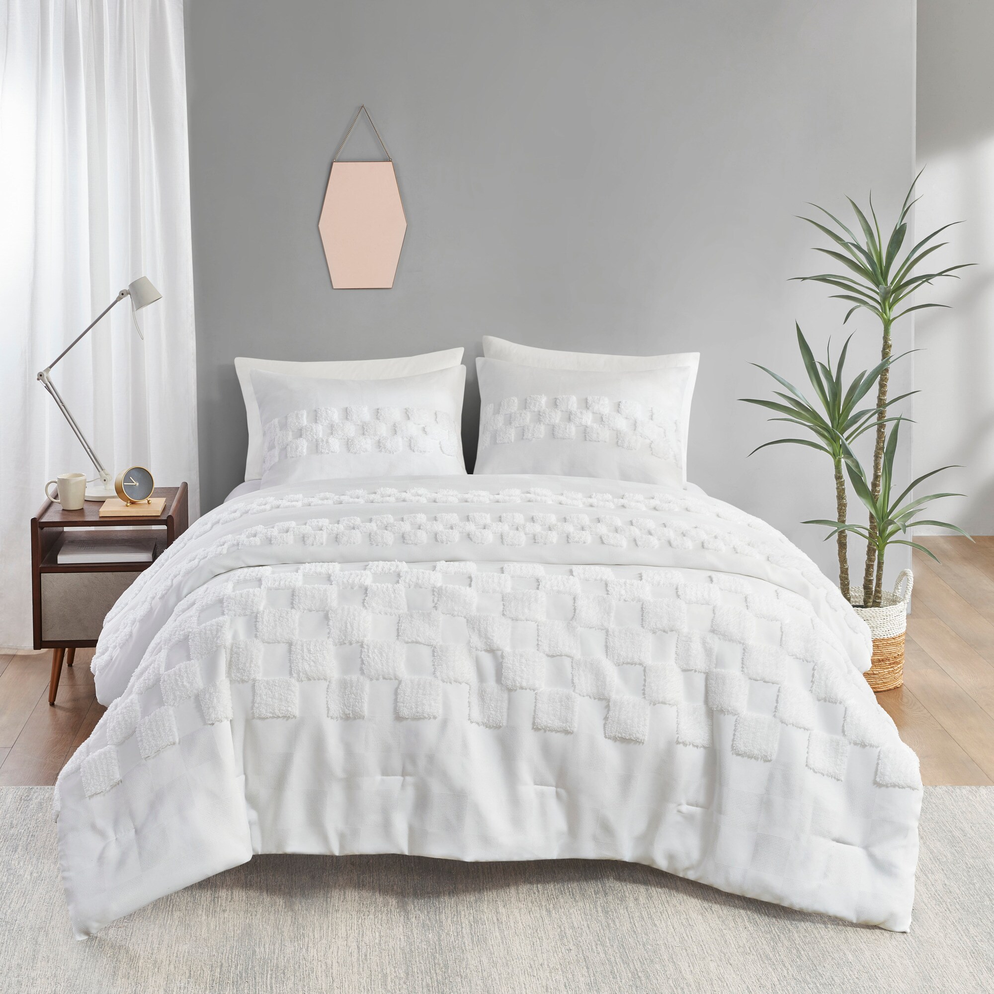 Urban Habitat UH10-2472 3 -Piece Off-White Full/Queen Comforter Set