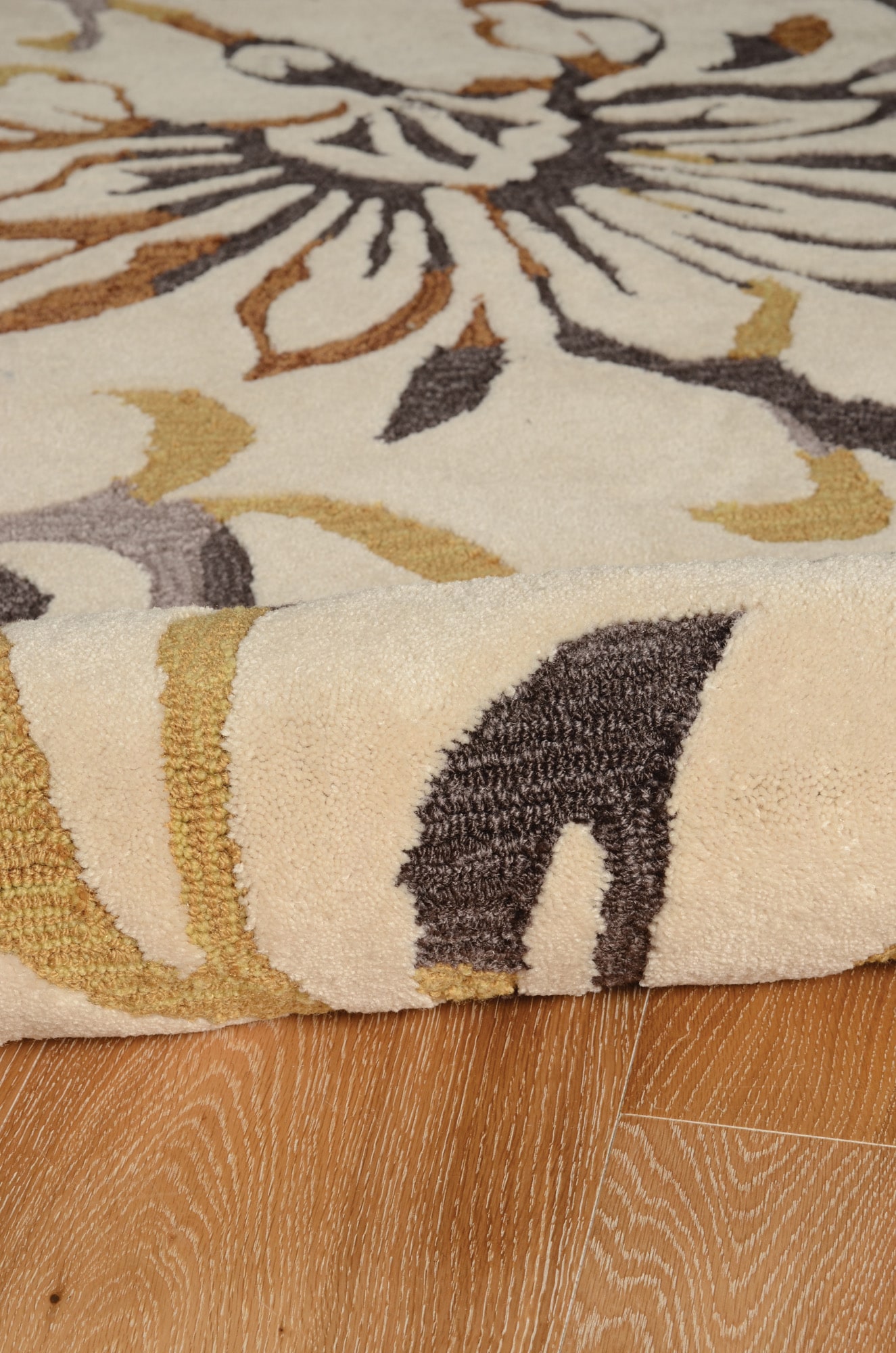 Linon RUGTA60923 rugs - View #4