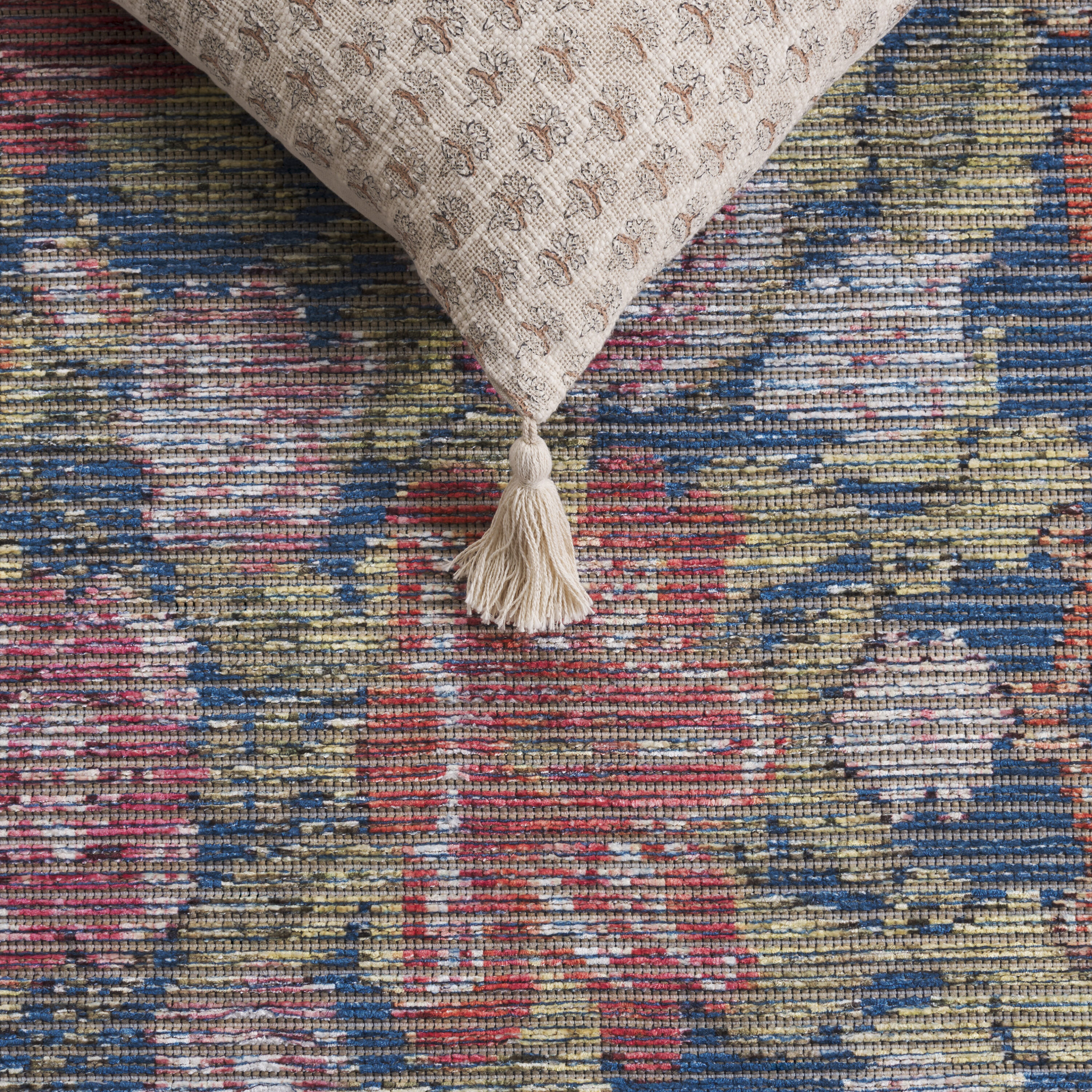 Safavieh BES220M-7SQ rugs - View #4