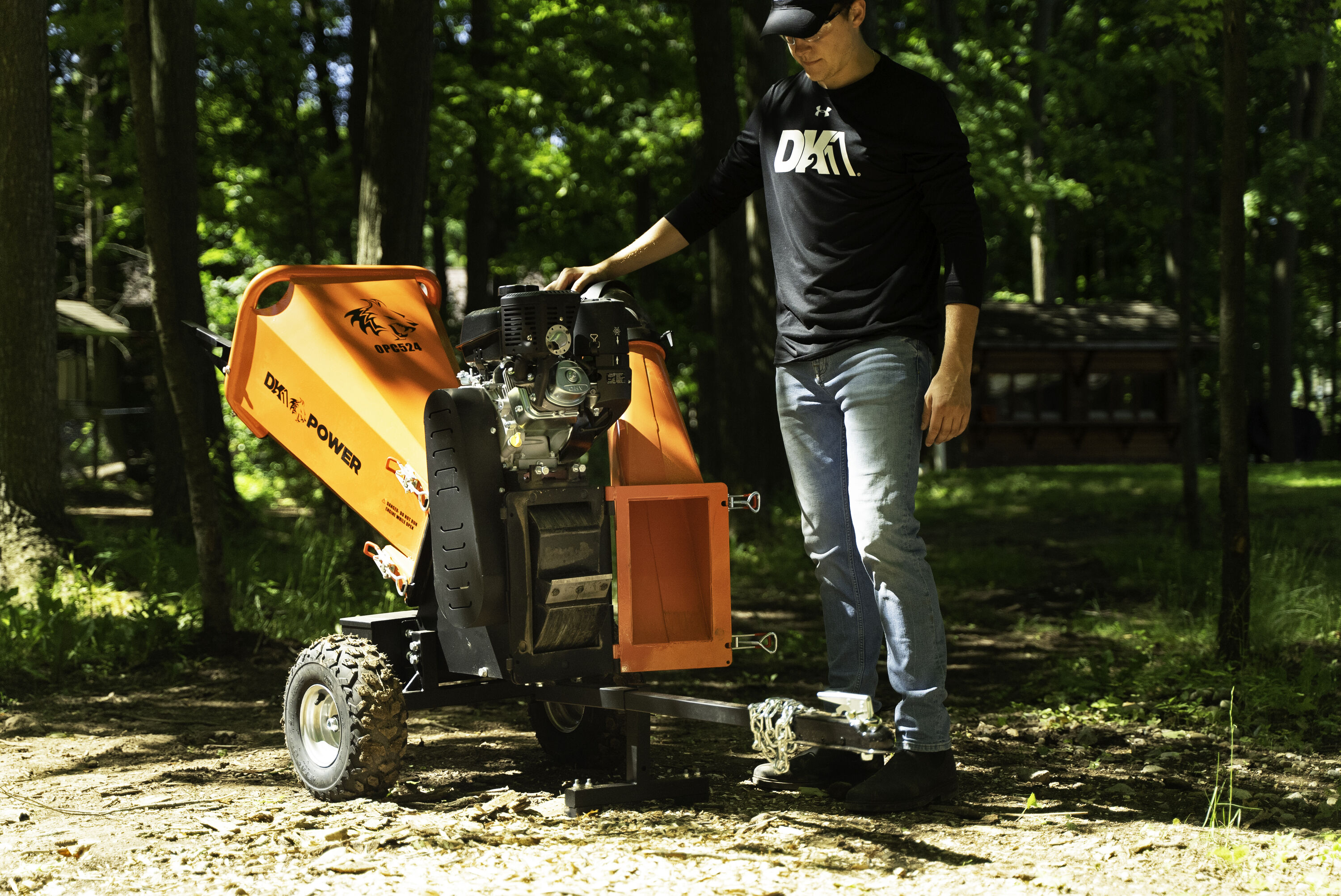 DK2 7-HP 208-cc Kohler 4-in Steel Gas Wood Chipper in the