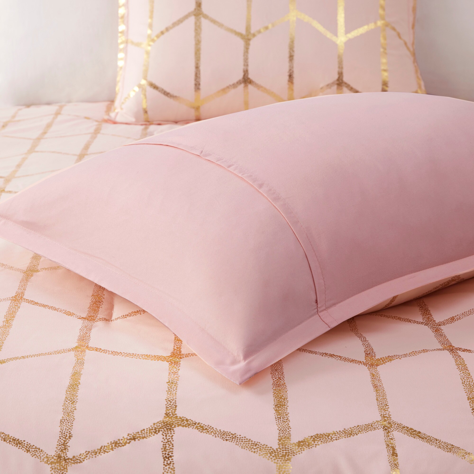 Intelligent Design 5 Piece Blushgold Fullqueen Comforter Set In The Bedding Sets Department At 