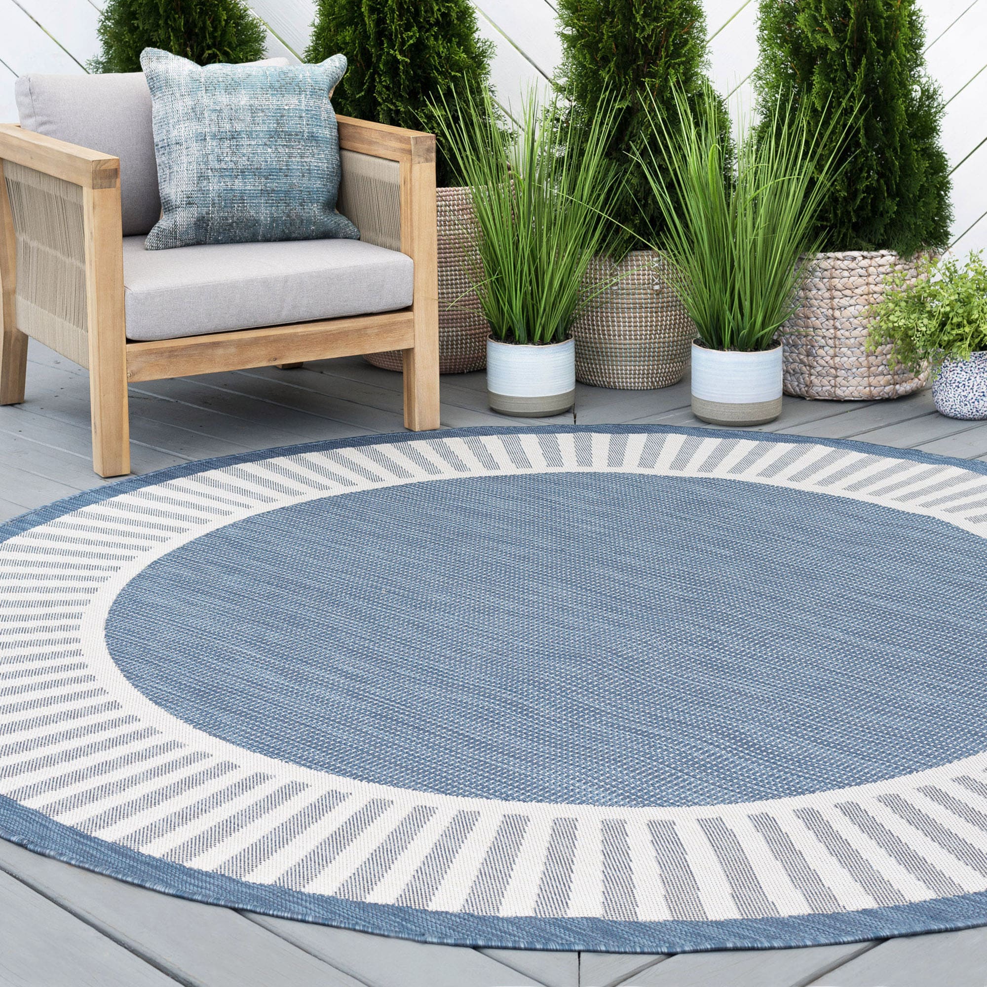 Tayse Eco 6 X 6 (ft) Blue Round Indoor/Outdoor Border Coastal Area 