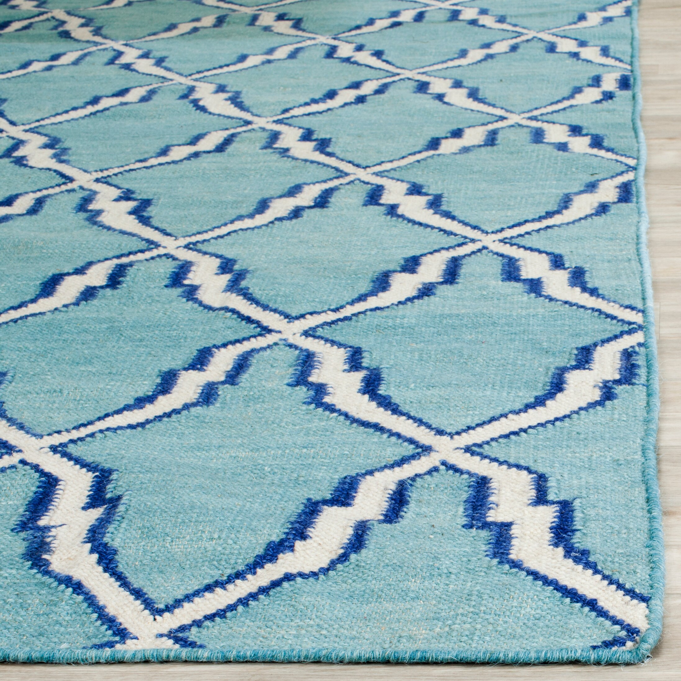 Safavieh DHU564B-24 rugs - View #2