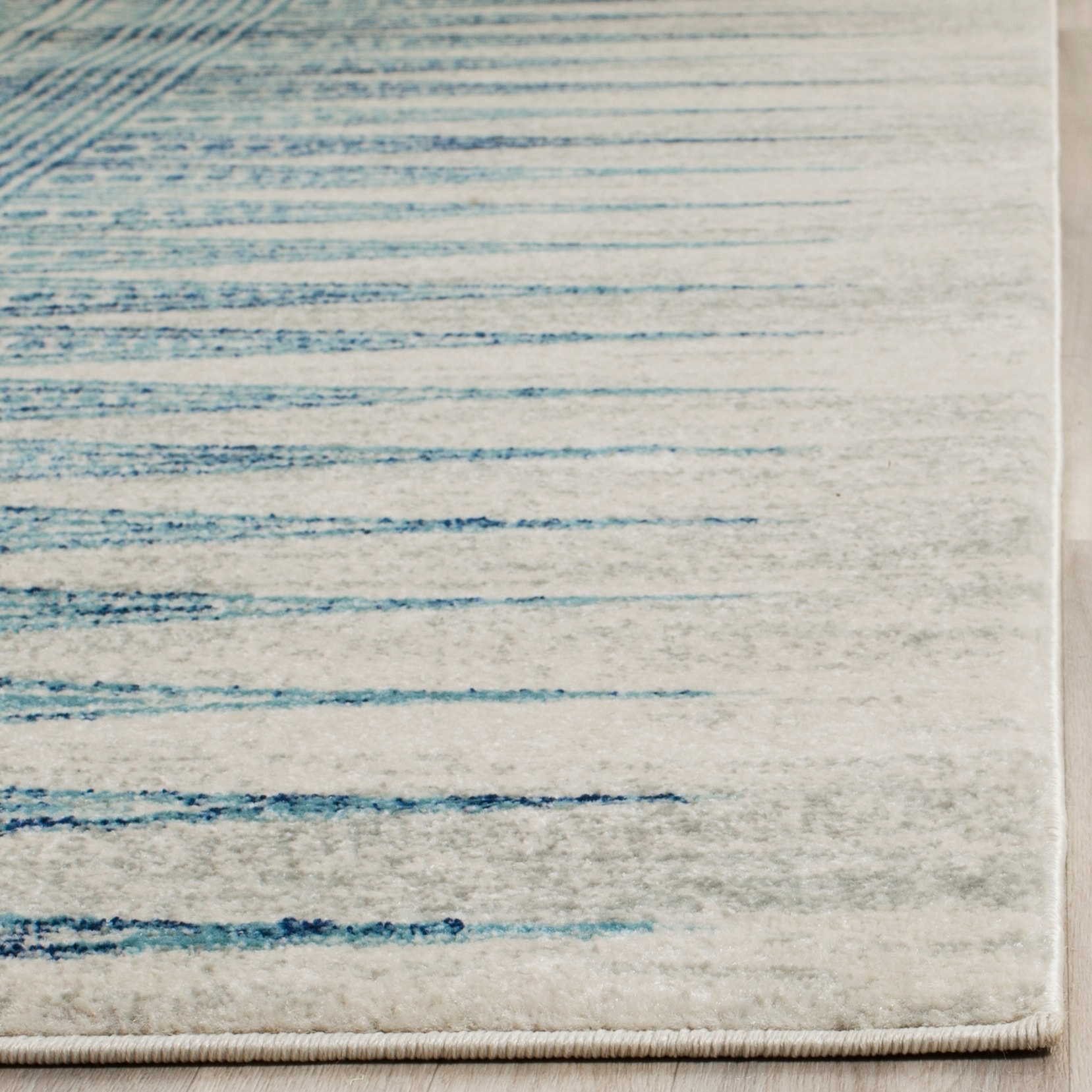 Safavieh EVK226T-5 rugs - View #3