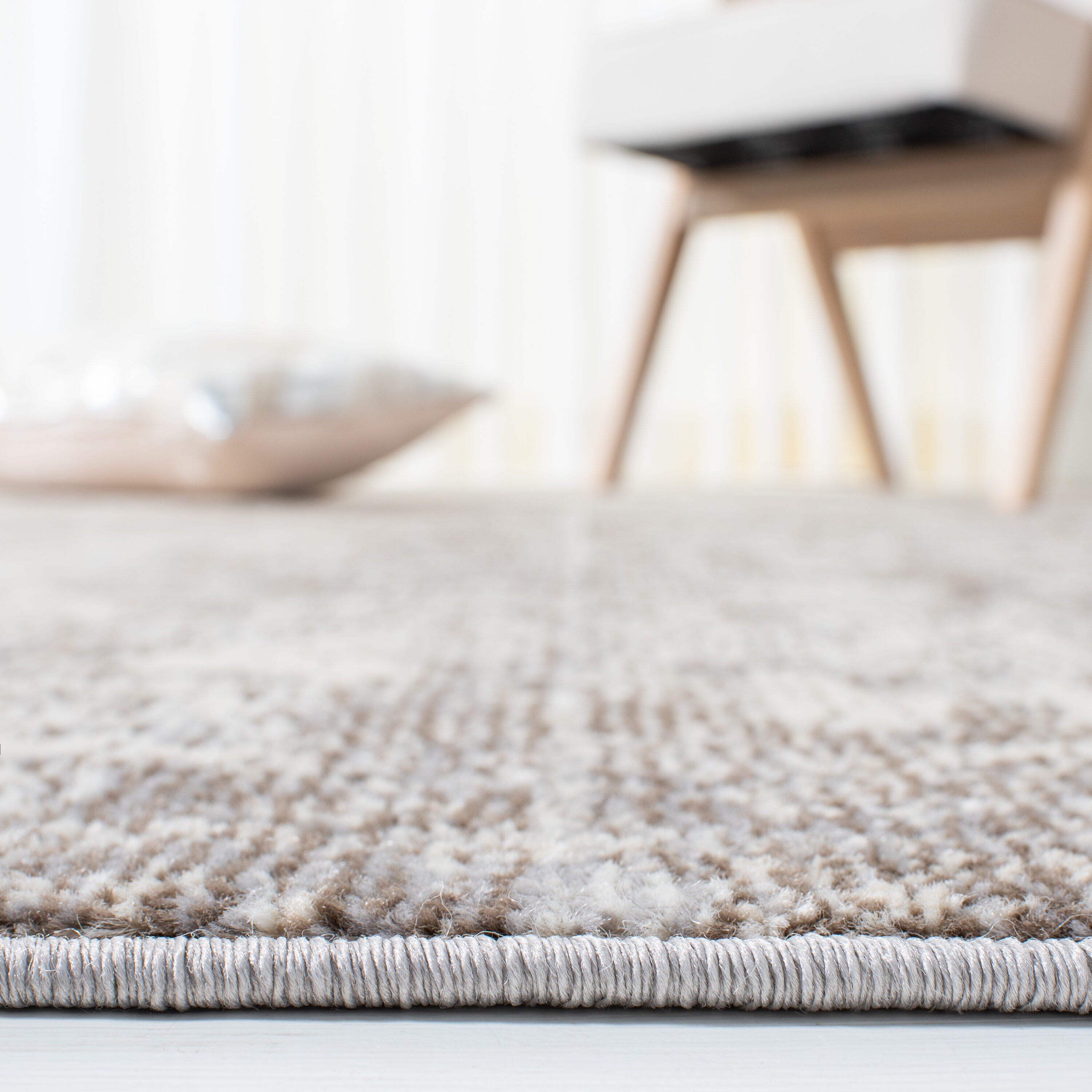 Safavieh MAD471G-8SQ rugs - View #4