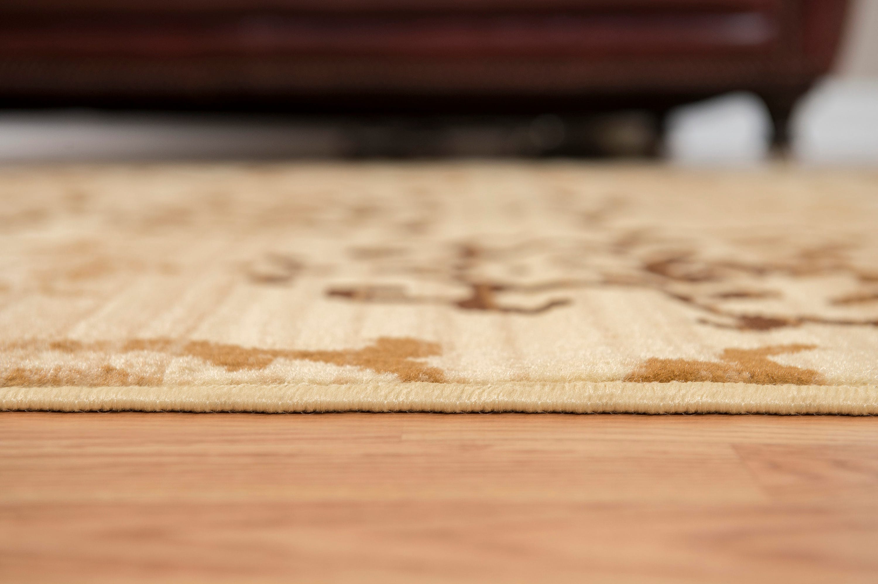 United Weavers Of America 851 10715 24 rugs - View #6