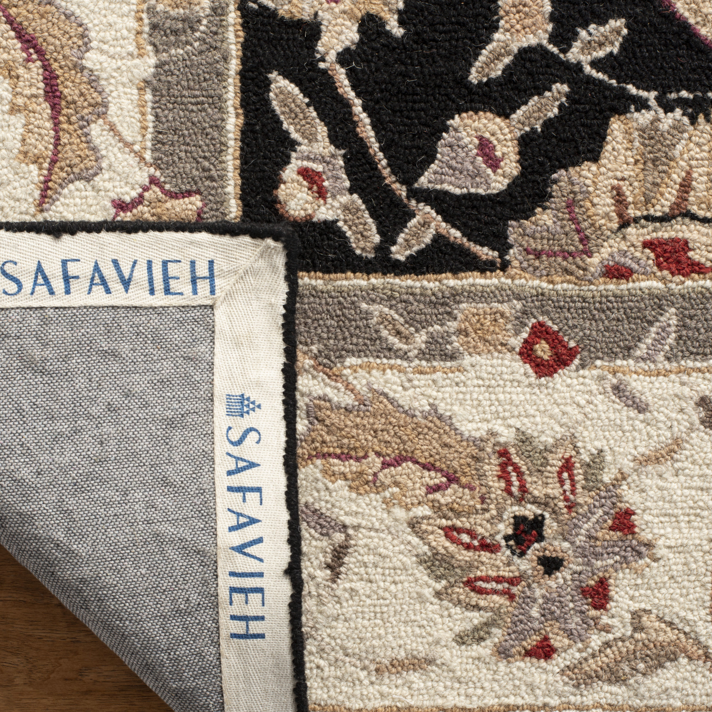 Safavieh HK78A-8OV rugs - View #3