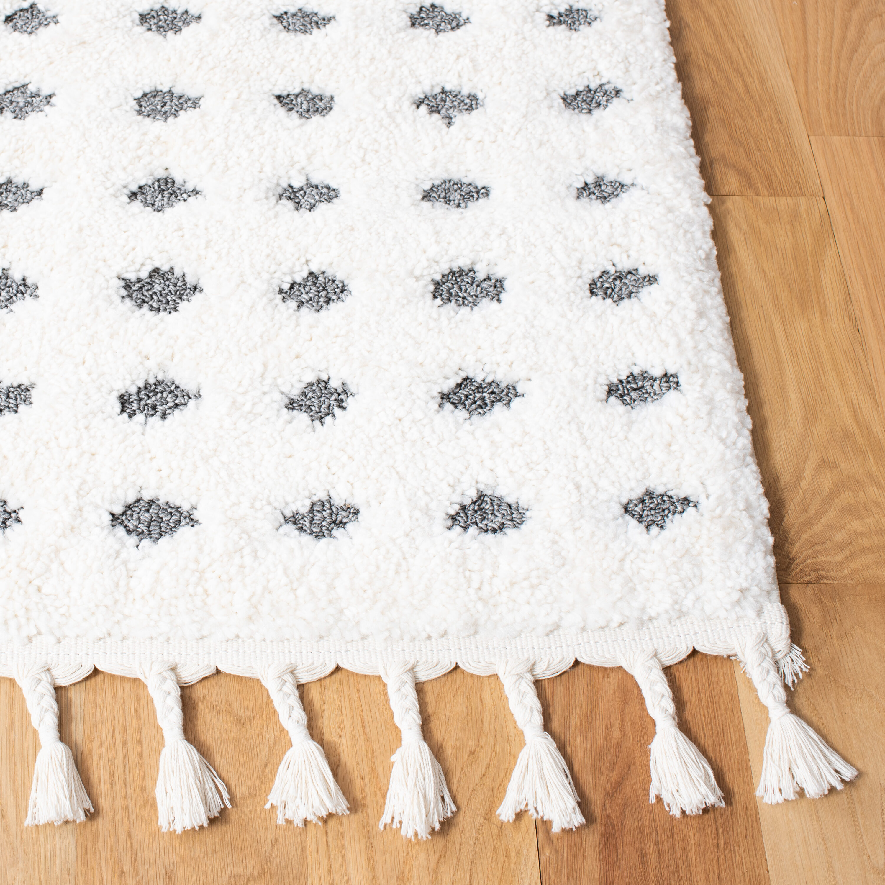 Safavieh MTS690A-7SQ rugs - View #2