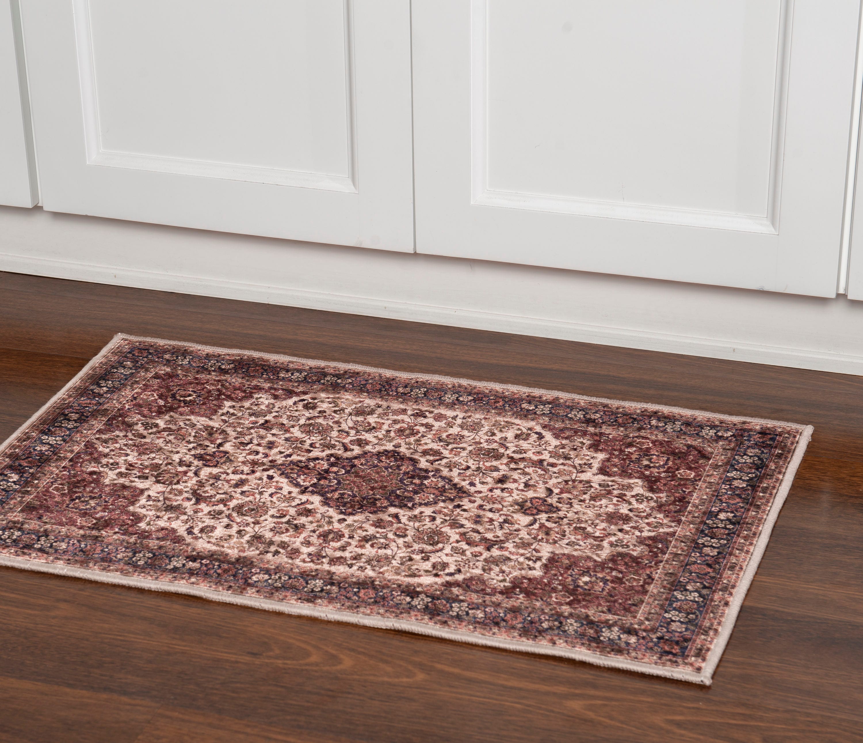 Linon RUGEM0123 rugs - View #4