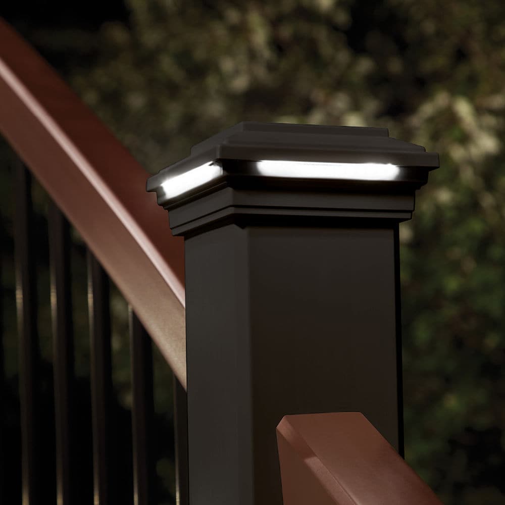 Trex 4-in x 4-in 31-Lumen 1.1-Watt Charcoal Black Low Voltage Plug-in LED Outdoor Post Cap Light (3000 K)