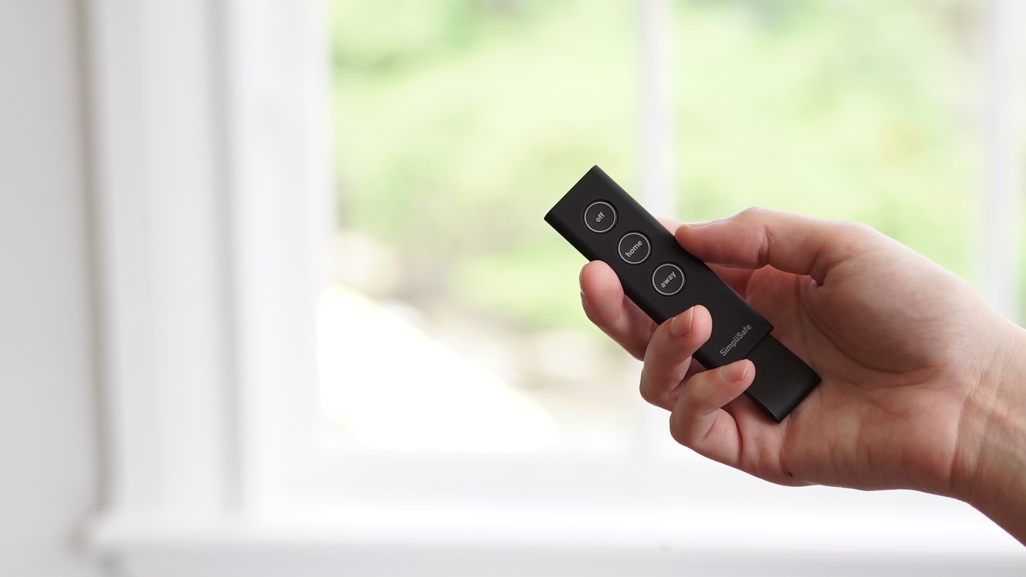 SimpliSafe Key Fob - Arm and Disarm Remotely - Built-in Panic Button -  Compatible with SimpliSafe Home Security System