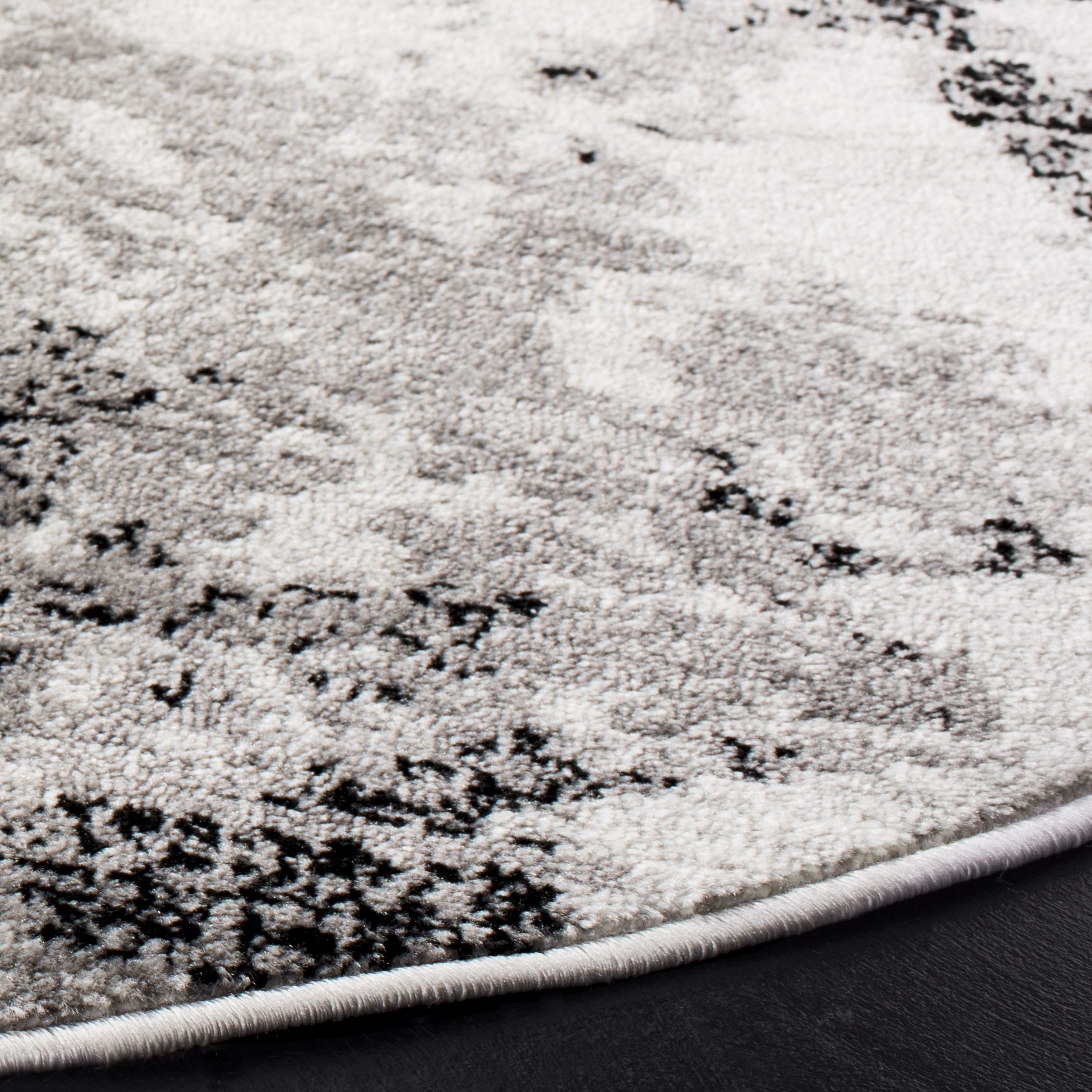 Safavieh SKY186K-6R rugs - View #3