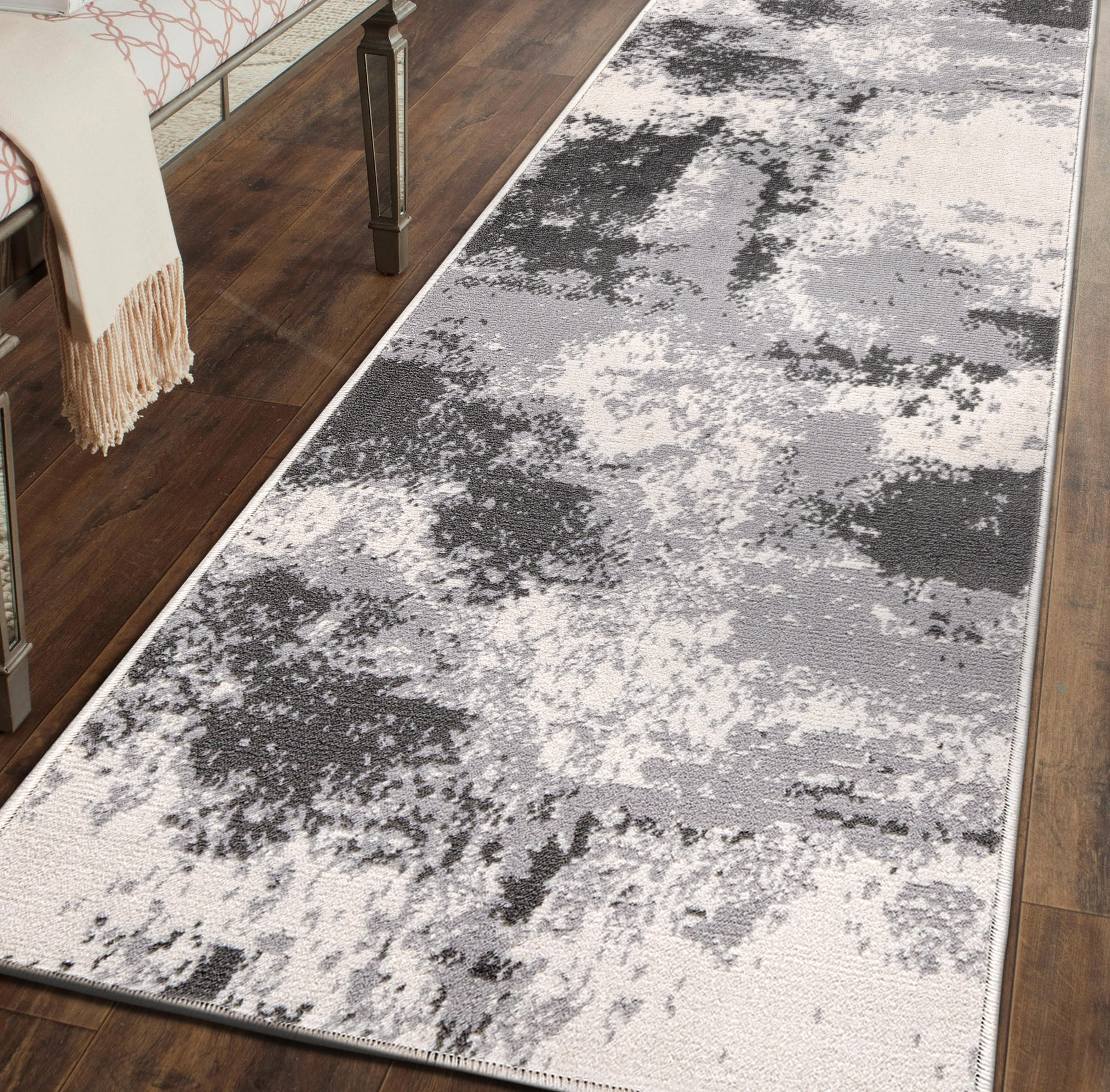 World Rug Gallery 6007GRAY2X7 Fresno 2 X 7 (ft) Gray Indoor Abstract Bohemian/Eclectic Runner Rug