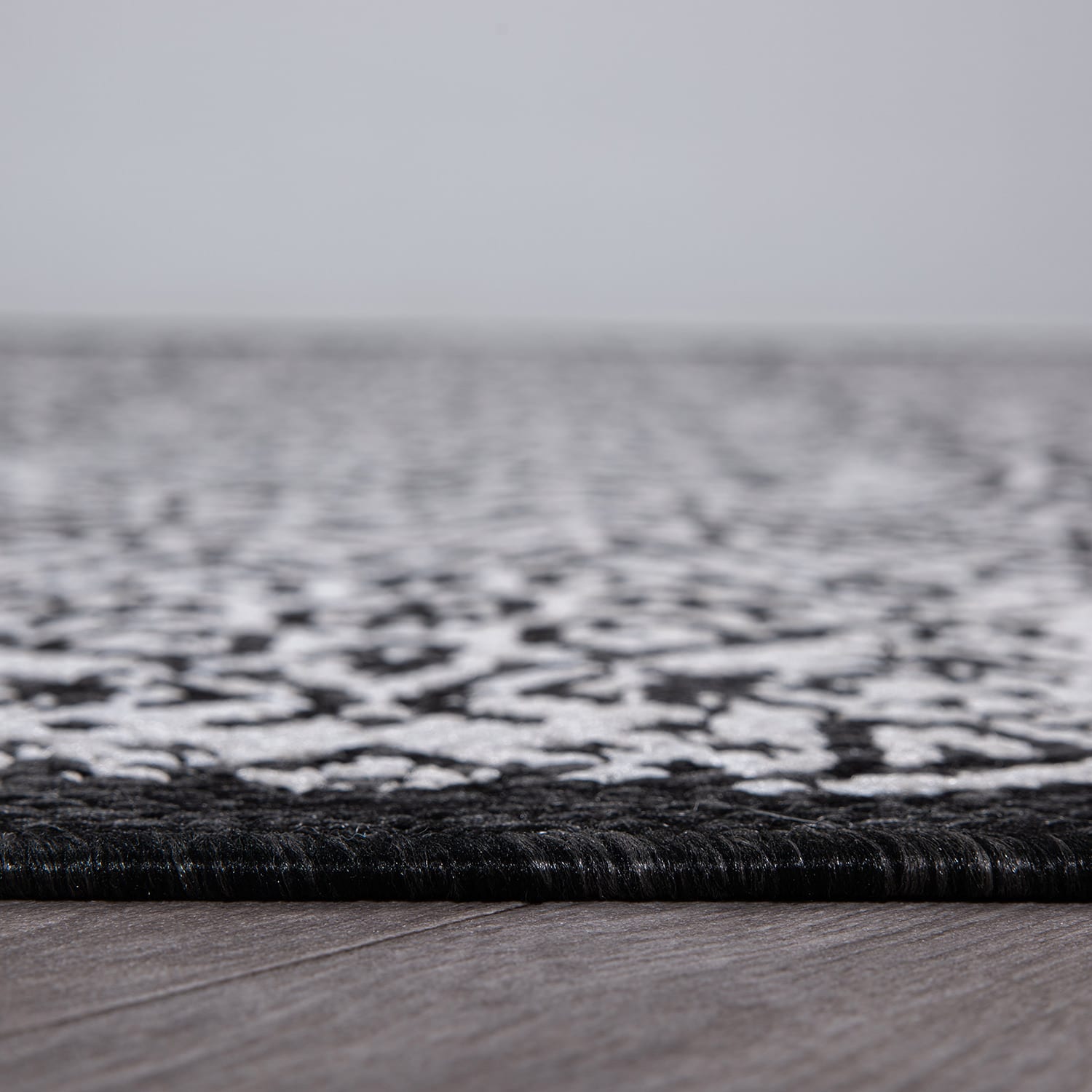 World Rug Gallery 121BLACK2X3 rugs - View #4