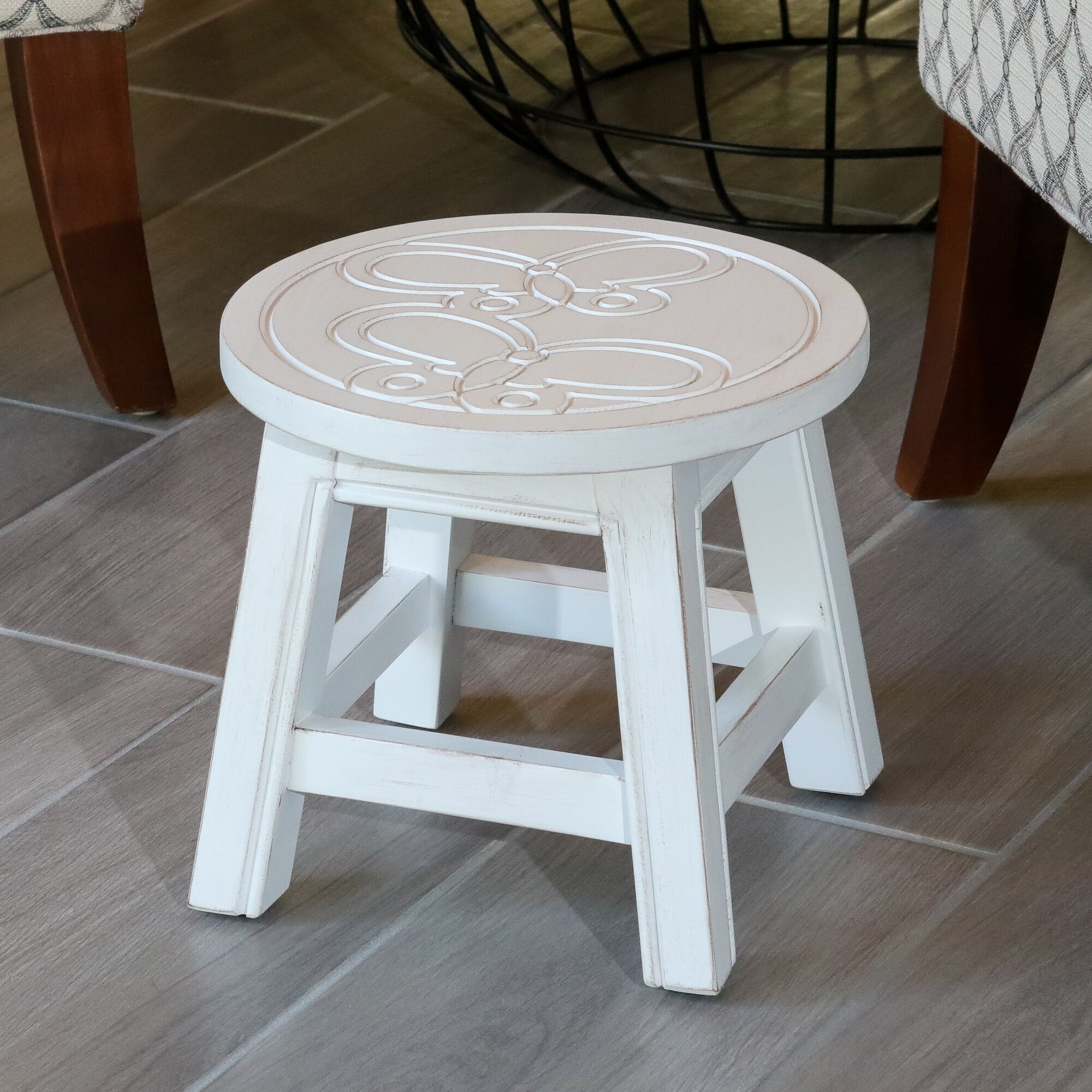 GDFStudio Willowcraft 11 in. Classic Wood Carved Decorative Step Stool with Butterfly Motif - Antique White #378024