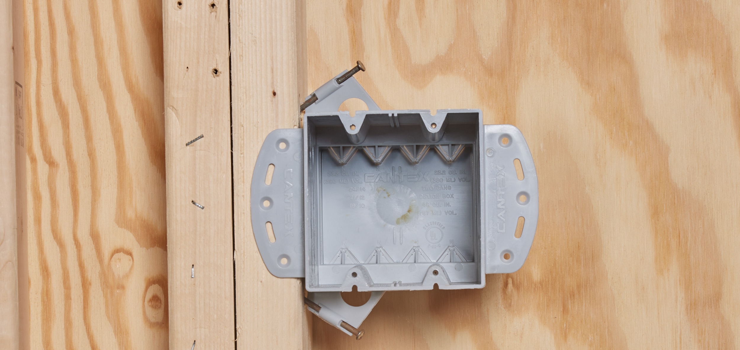 CANTEX 2 -Gang PVC New work Switch/Outlet Electrical Box 50