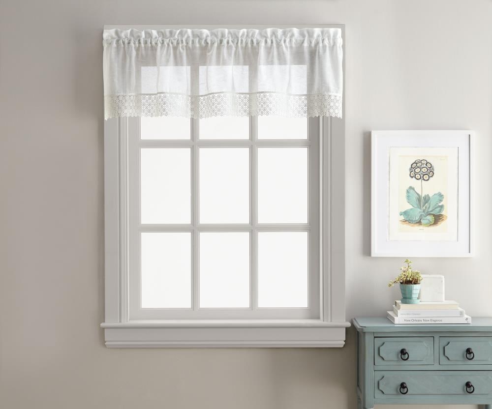 CHF 1Y443800WT Adele Valance White