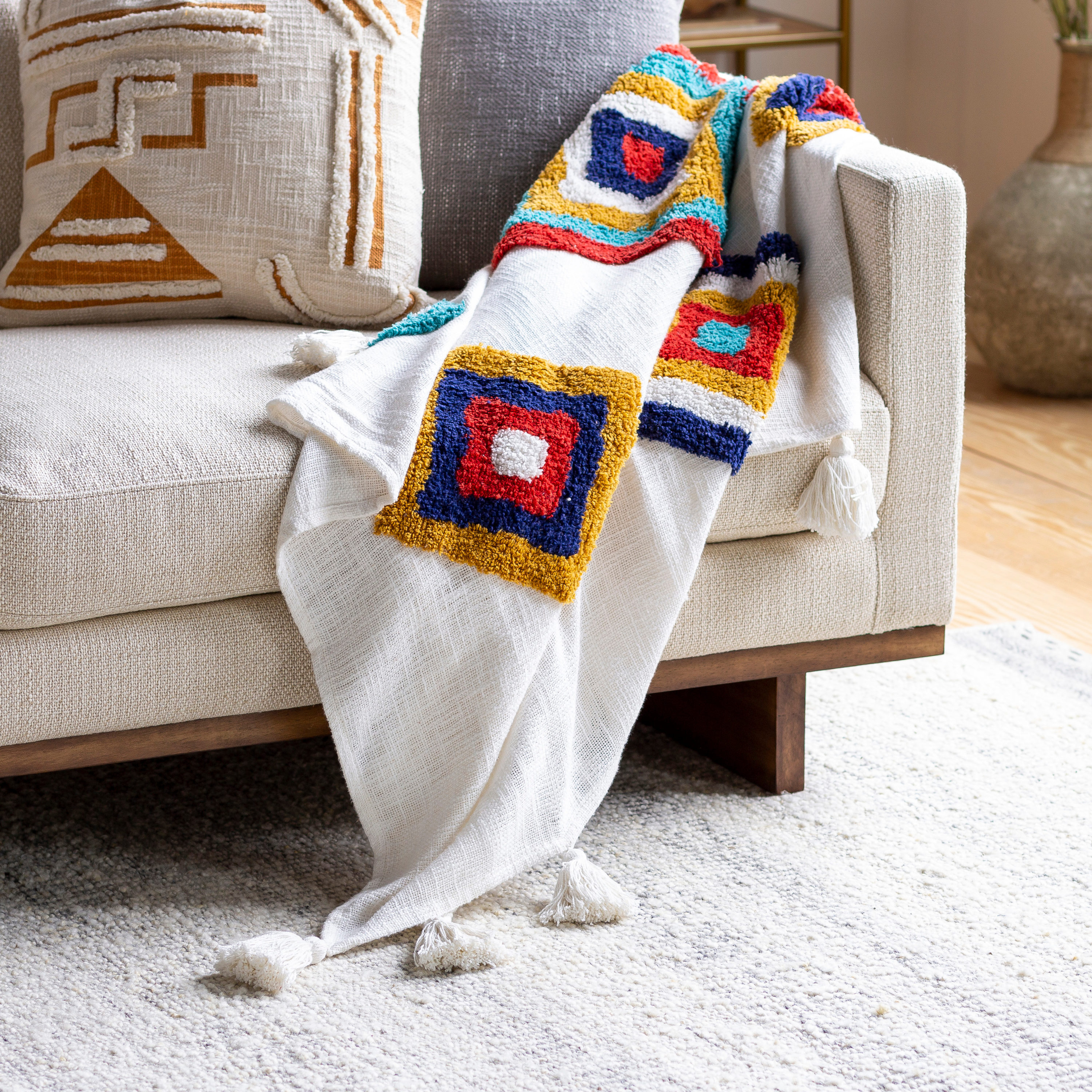 Surya PKI1000-5060 Blankets-And-Throws - View #2