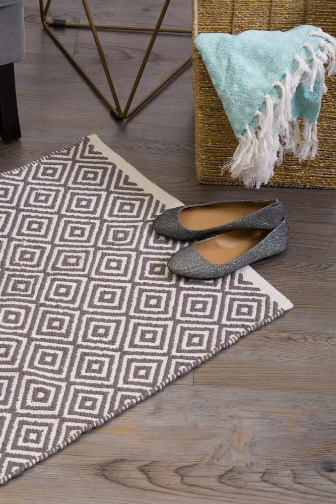 2'x3' Solid Utility Accent Rug Mid Gray - Made By Design™