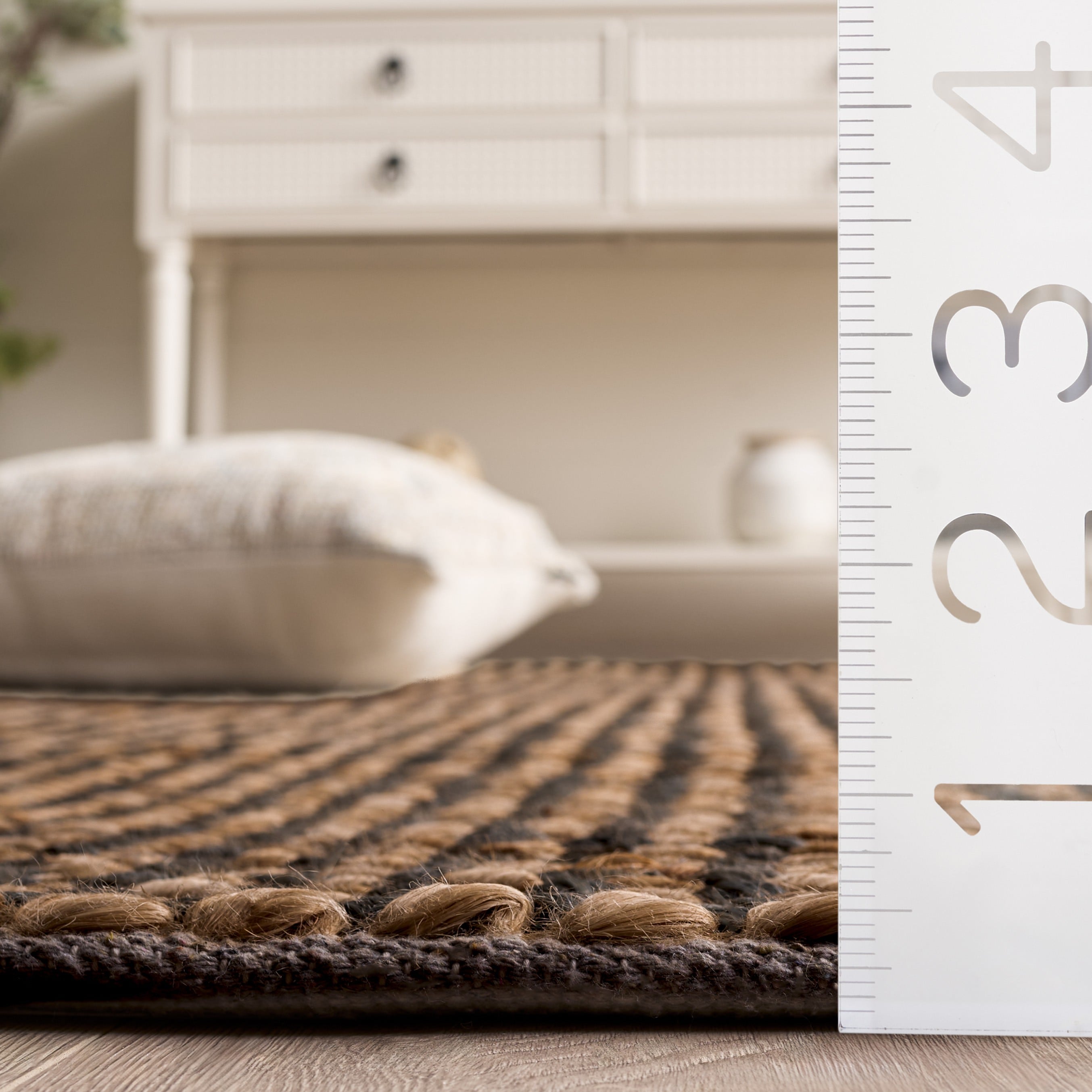 Safavieh NFC110G-9 rugs - View #4