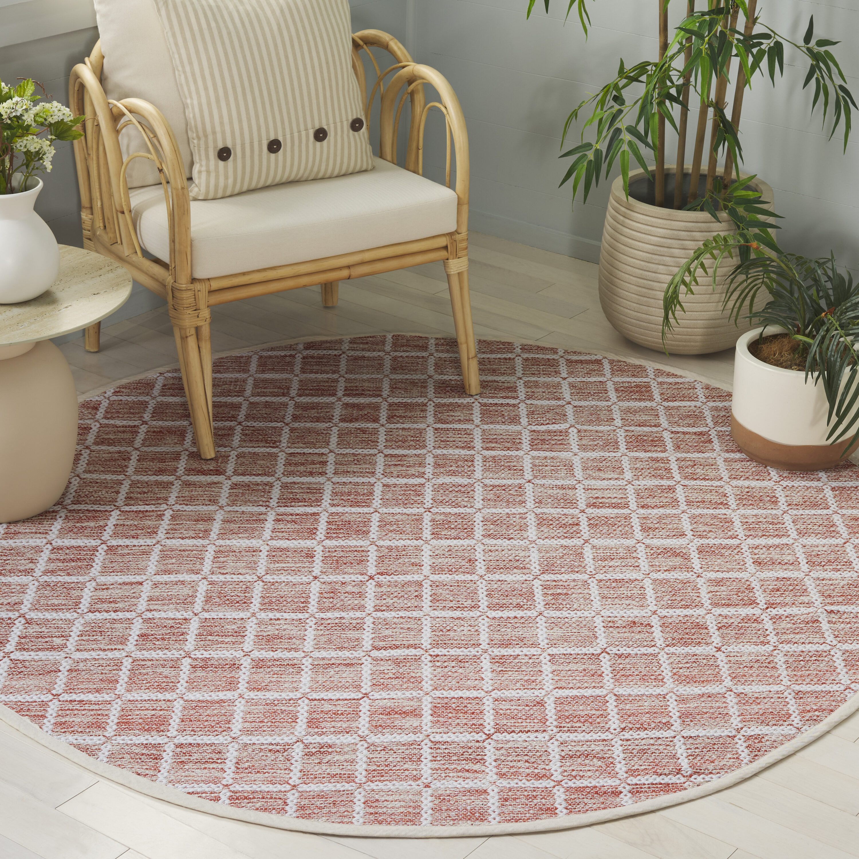  Montauk 977 Orange/Ivory Contemporary 6ft x 6ft Round Rug