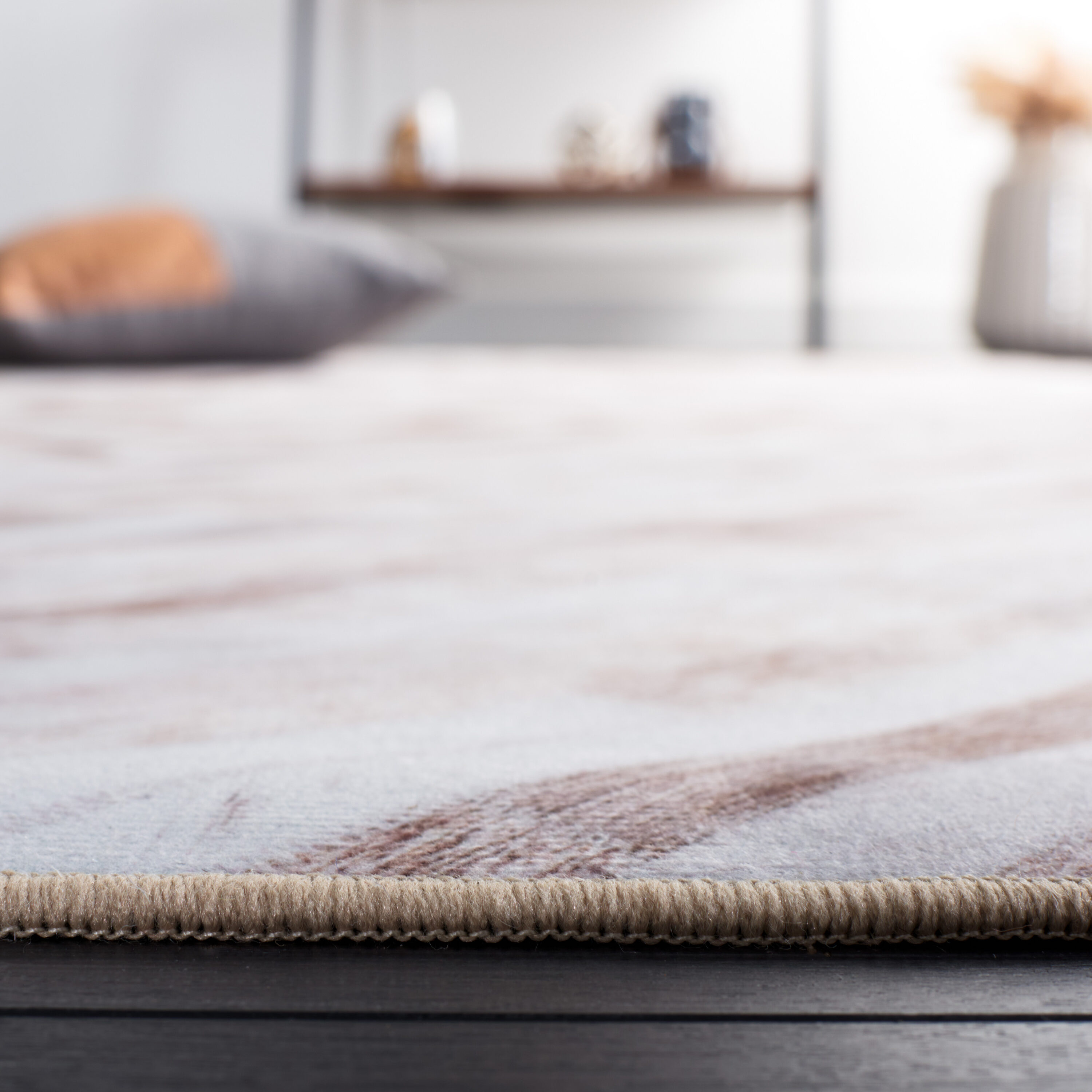 Safavieh FAH526A-6SQ rugs - View #5