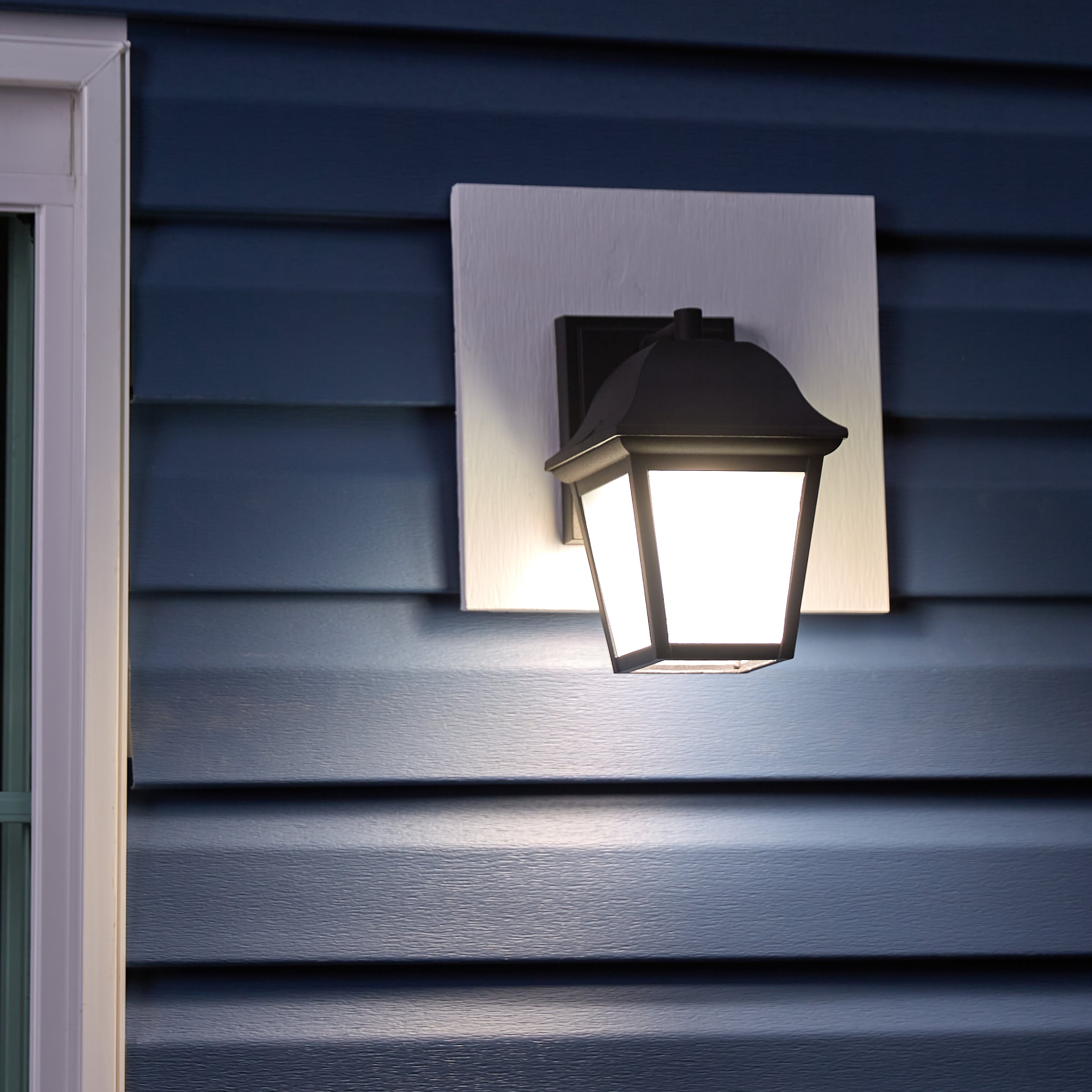 Black Die-Cast Aluminum LED Wall Lantern with Frosted Glass