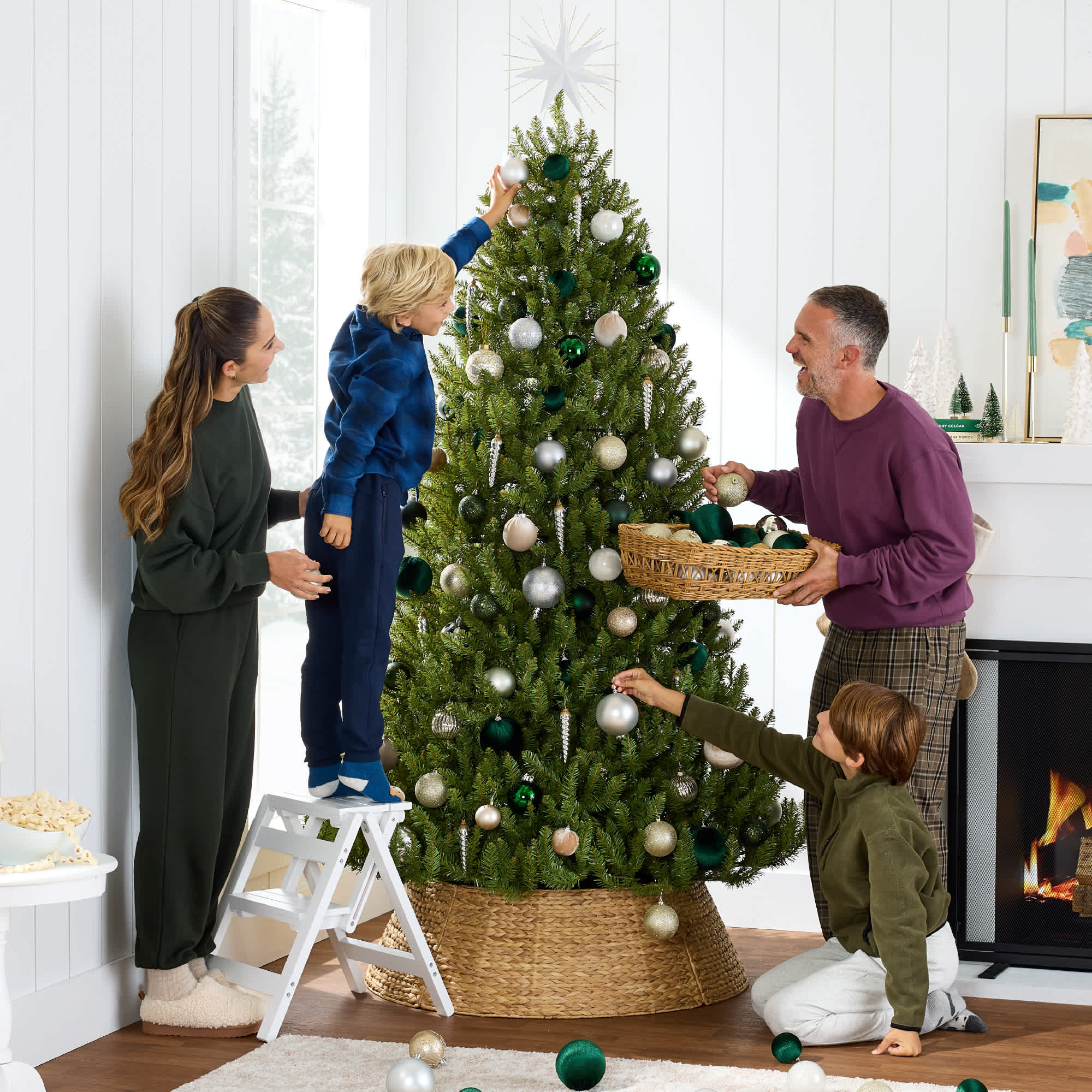Best Choice Products SKY8918 Artificial-Christmas-Trees - View #2