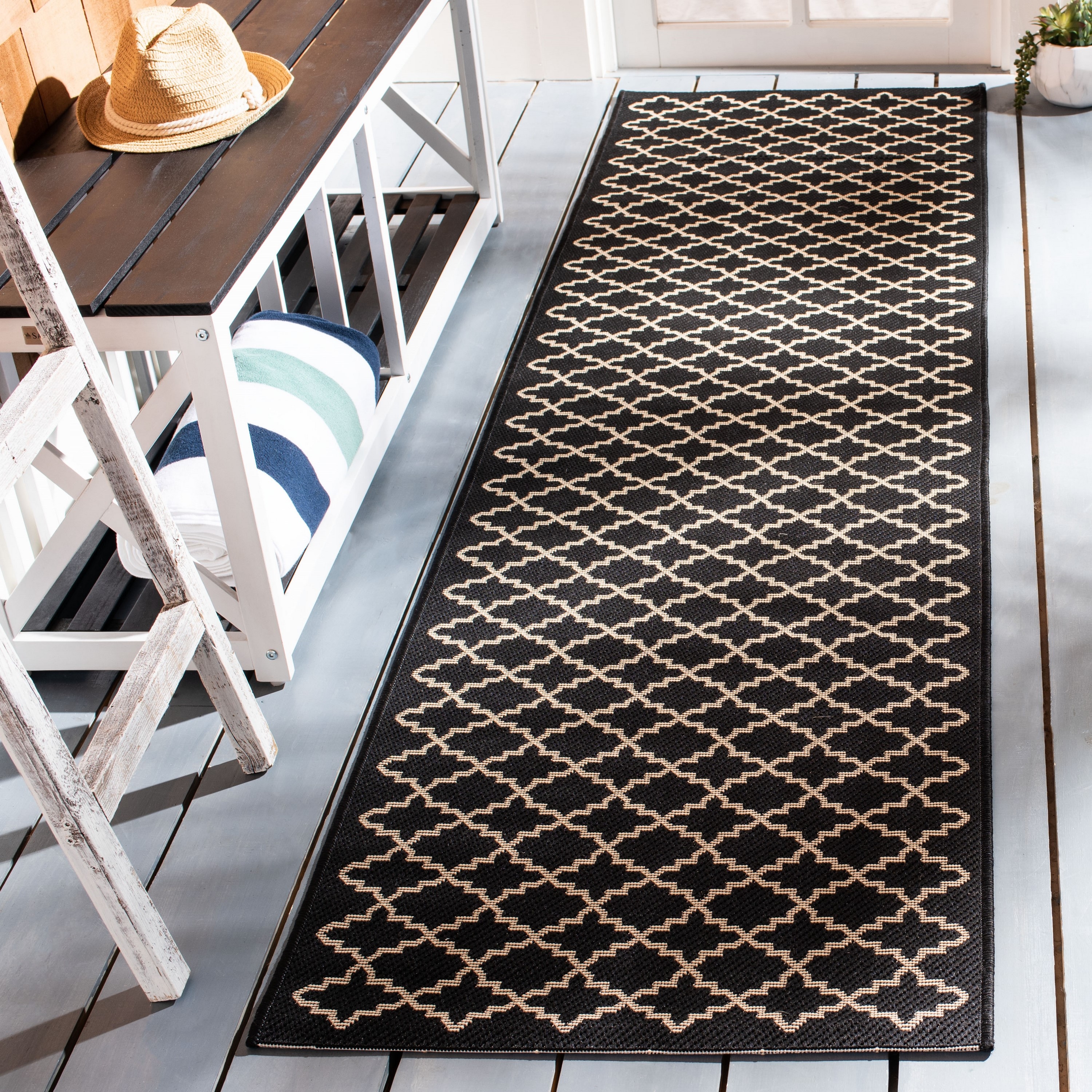 Safavieh CY6919-226-28 Courtyard Watling 2 x 8 (ft) Loomed Polypropylene Black/Beige Rectangular Indoor/Outdoor Trellis Coastal Runner rug
