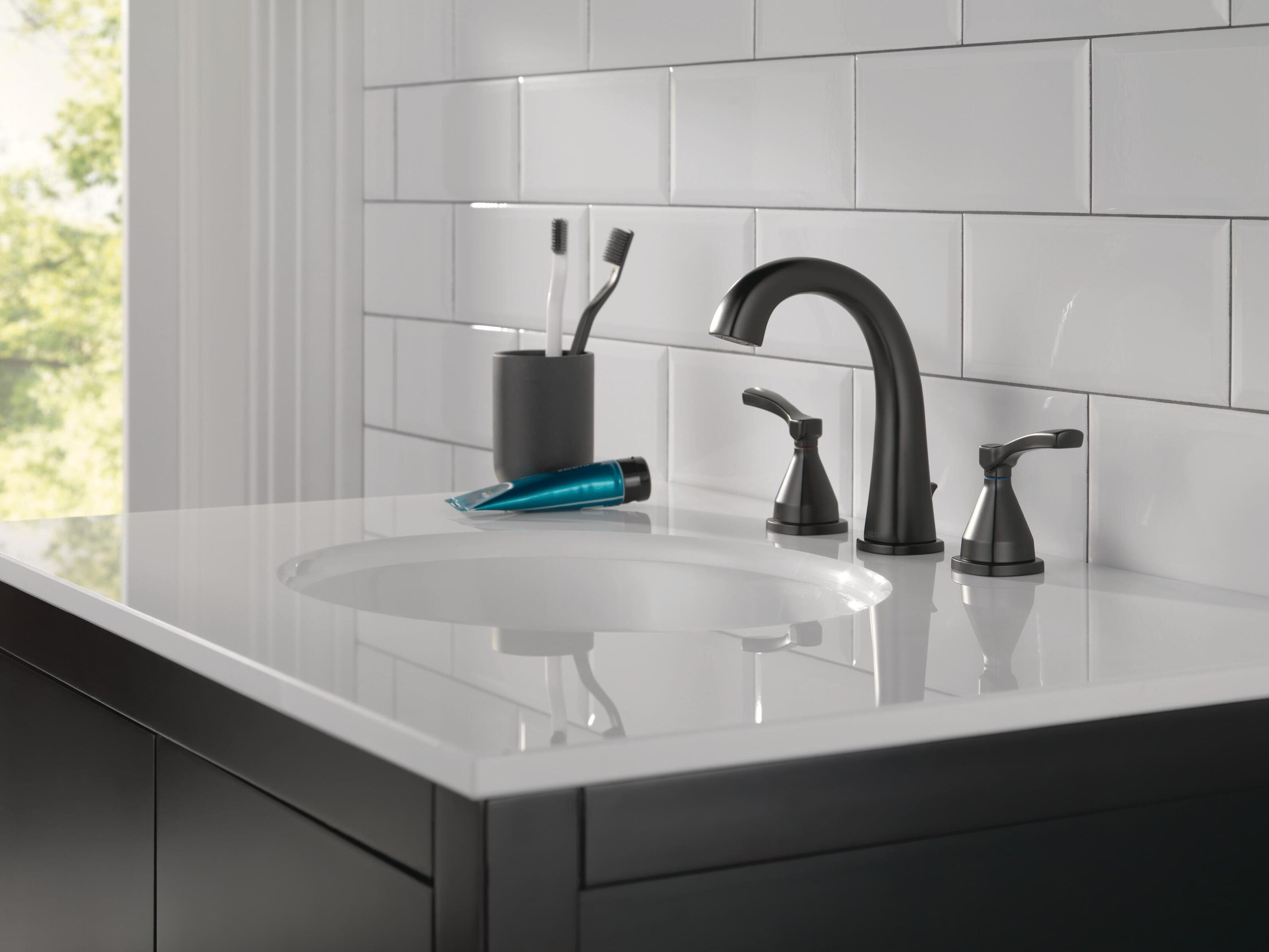 Delta 35775-BLMPU-DST Lavatory-Faucets - View #2