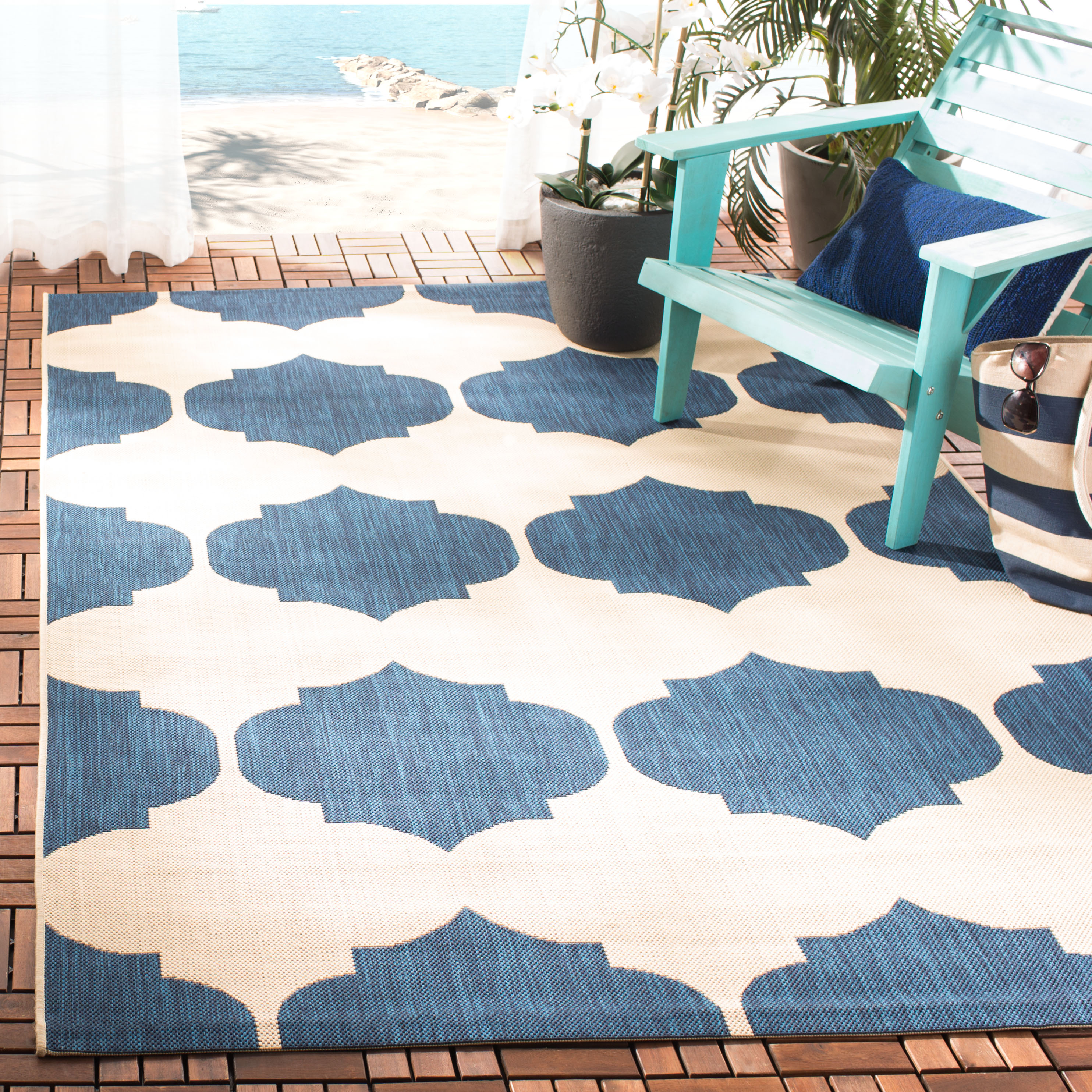 Beige & Navy 5'3" Square Indoor/Outdoor Easy-Care Area Rug