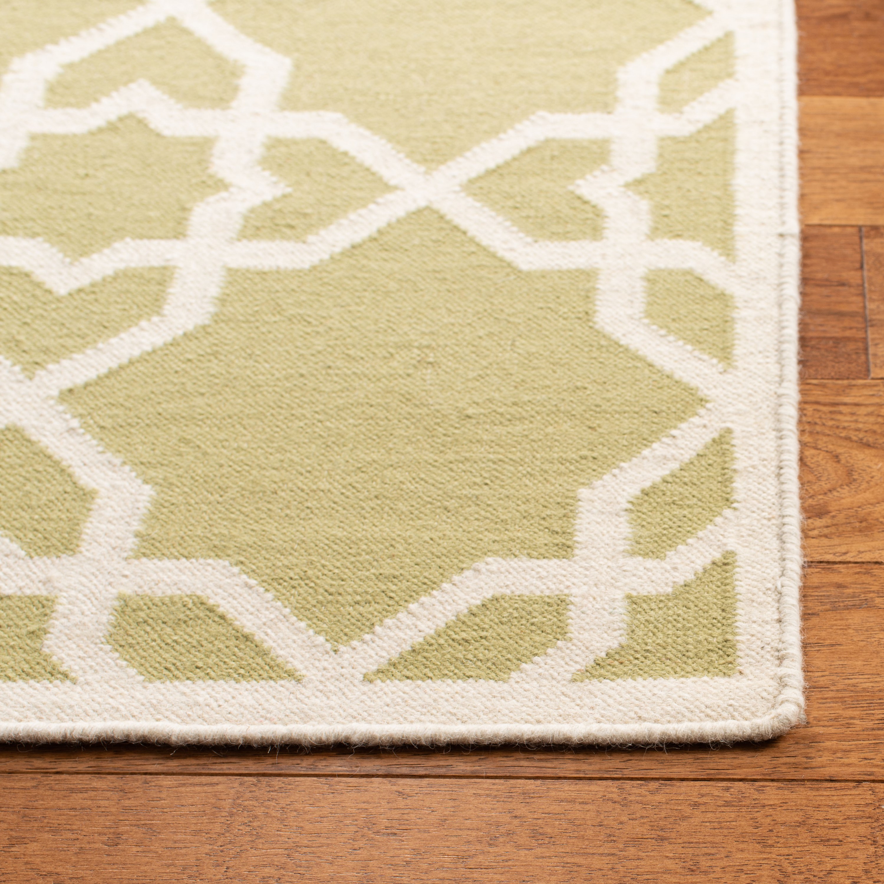 Safavieh DHU548A-8 rugs - View #3