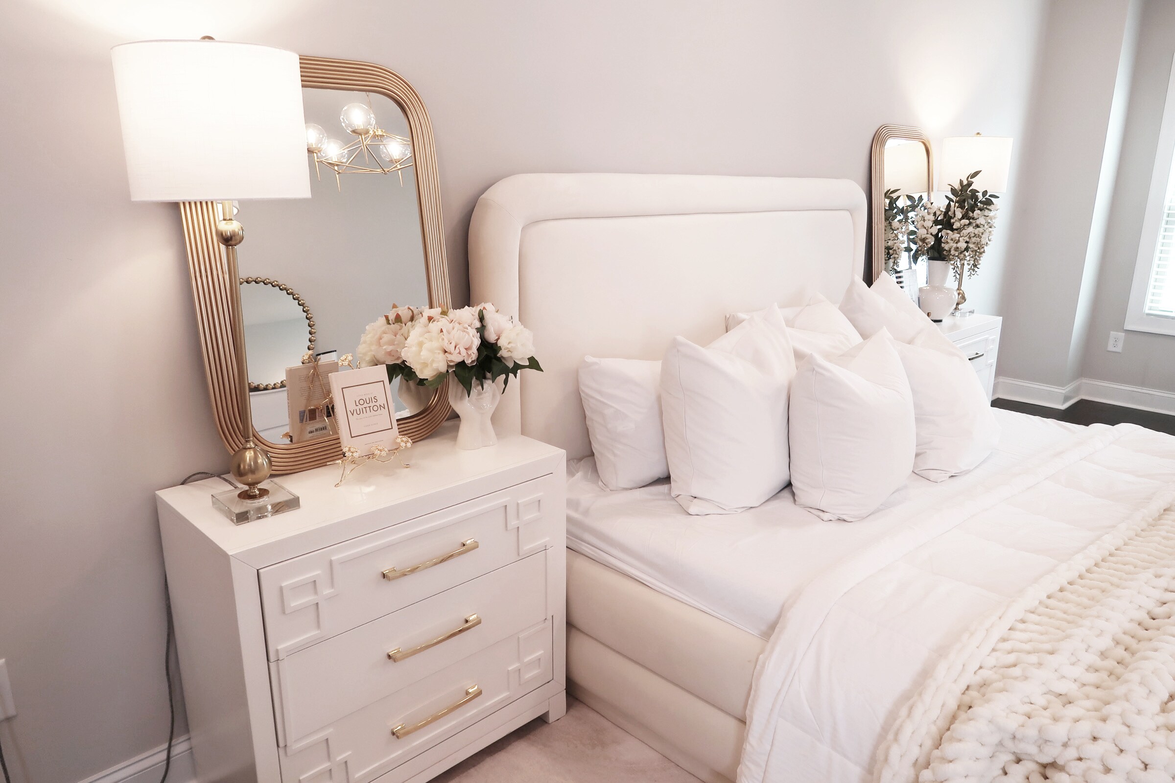 Safavieh MRR2003C Decor-Mirrors - View #2