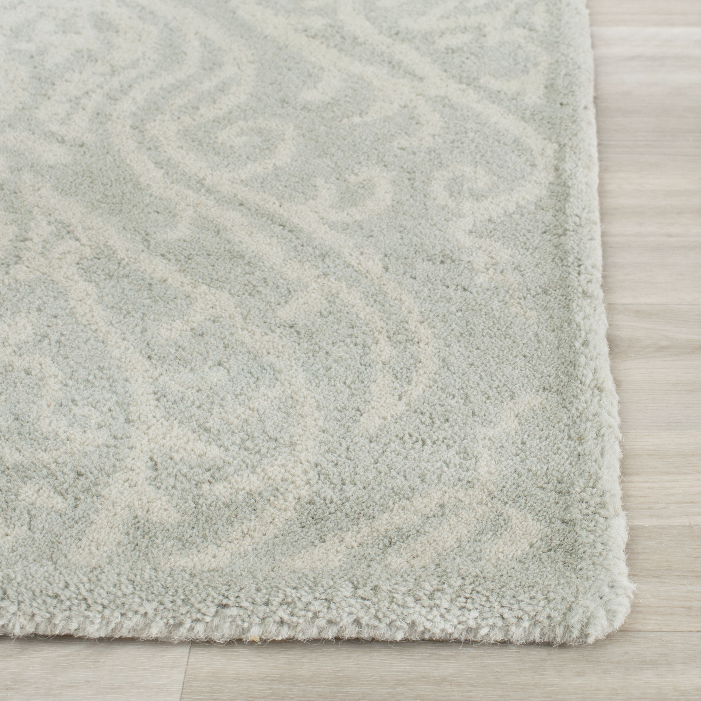 Safavieh Bella Koko 8 X 10 Wool Silver/Ivory Indoor Damask Area Rug in ...