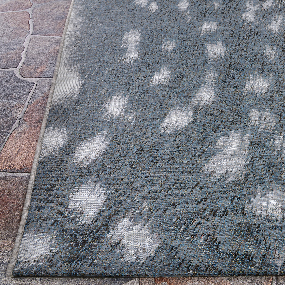 Dolce Denim-Silver Transitional 4' x 6' Indoor/Outdoor Area Rug