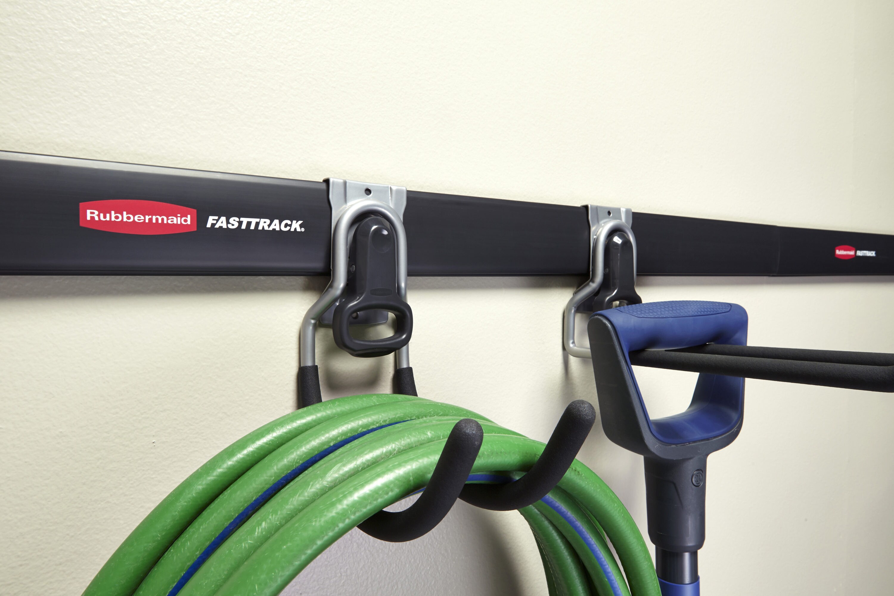 Rubbermaid FastTrack Wall Mounted Storage Rails + Organizing Hook Ass